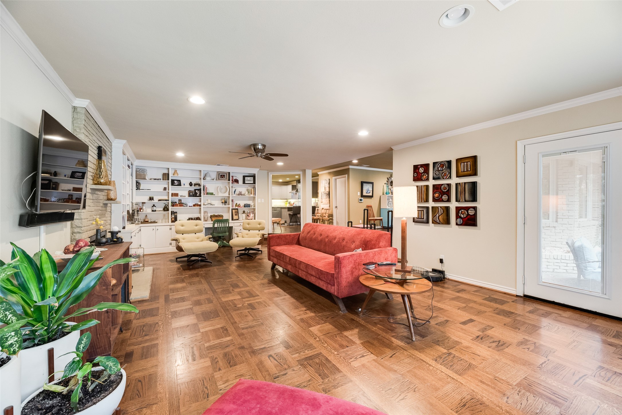 10035 Woodgrove Drive Dallas TX 75218