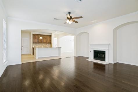 412 Eastland Drive Lewisville TX 75056