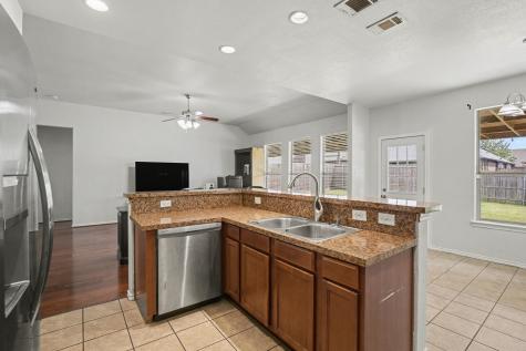 303 Stonegate Boulevard Alvarado TX 76009