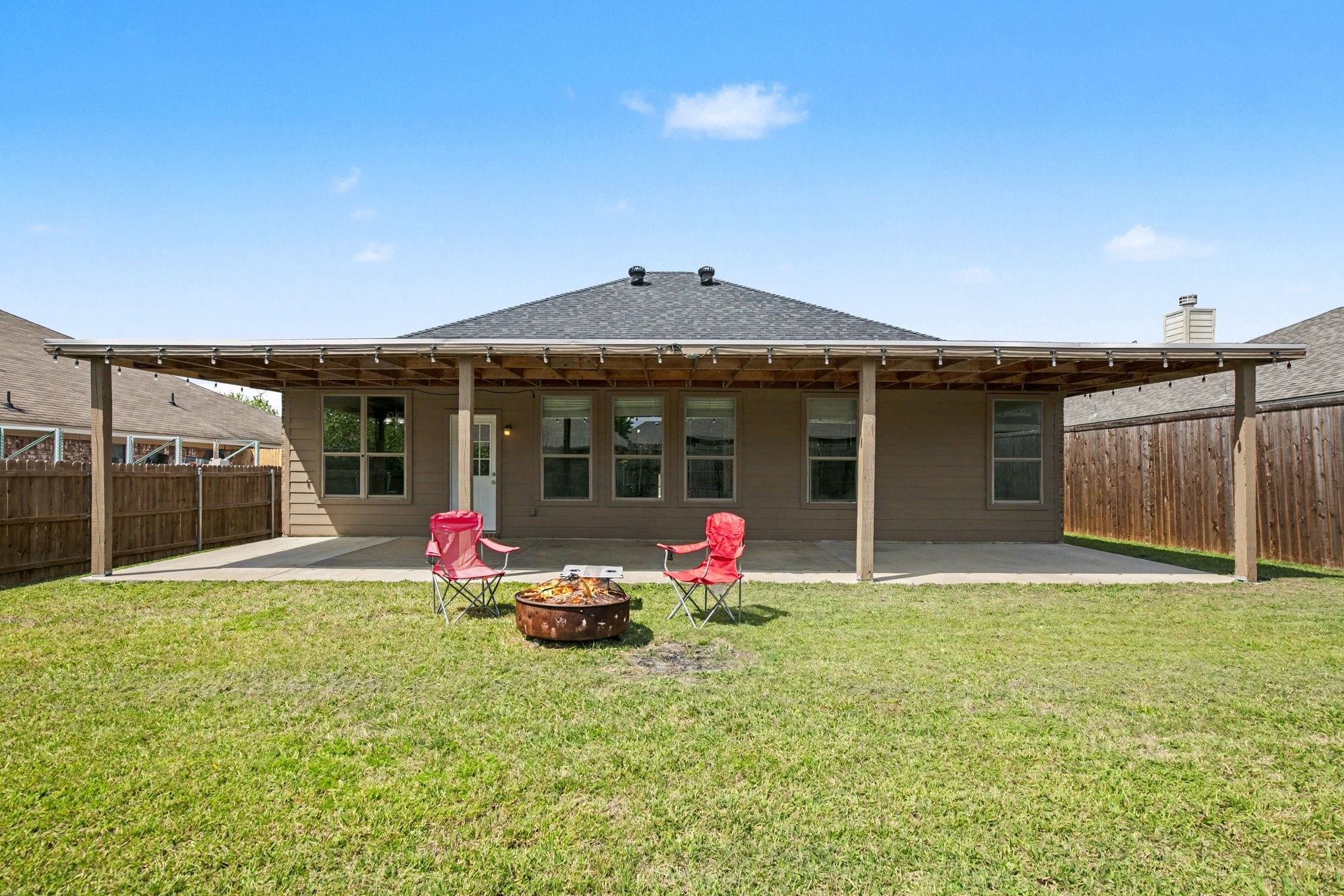 303 Stonegate Boulevard Alvarado TX 76009