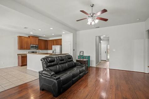 303 Stonegate Boulevard Alvarado TX 76009