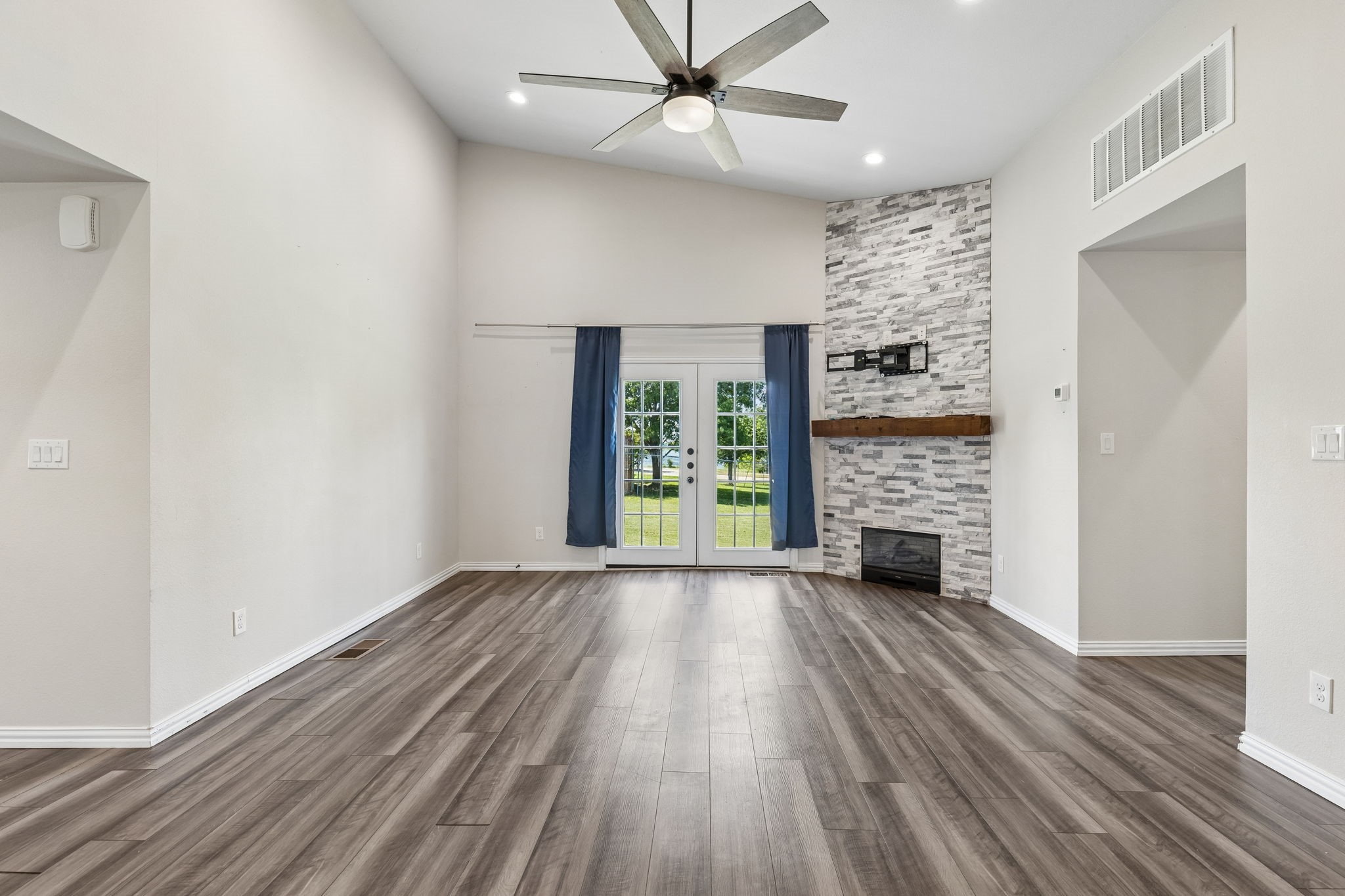 114 Harvey Circle Little Elm TX 75068