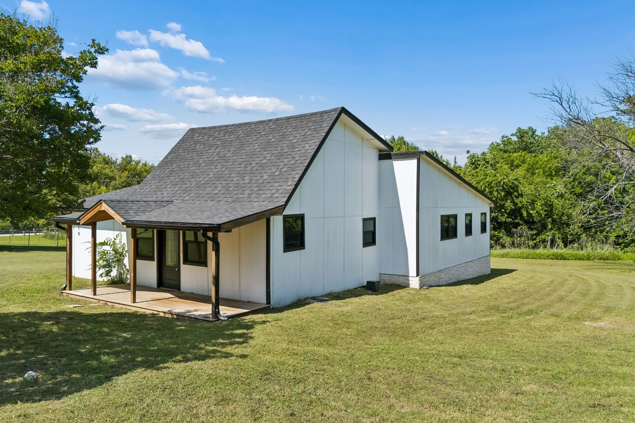 114 Harvey Circle Little Elm TX 75068