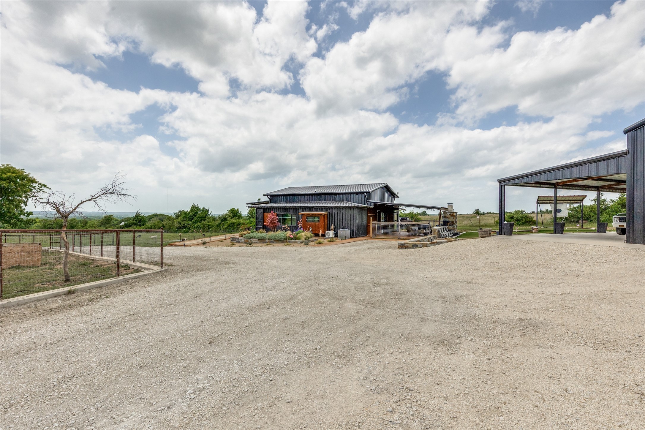 480 County Road 2745 Decatur TX 76234