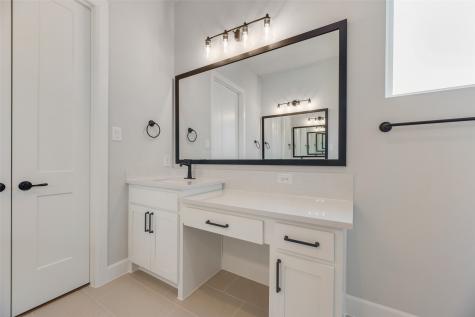4427 Lake Breeze Drive Mckinney TX 75071