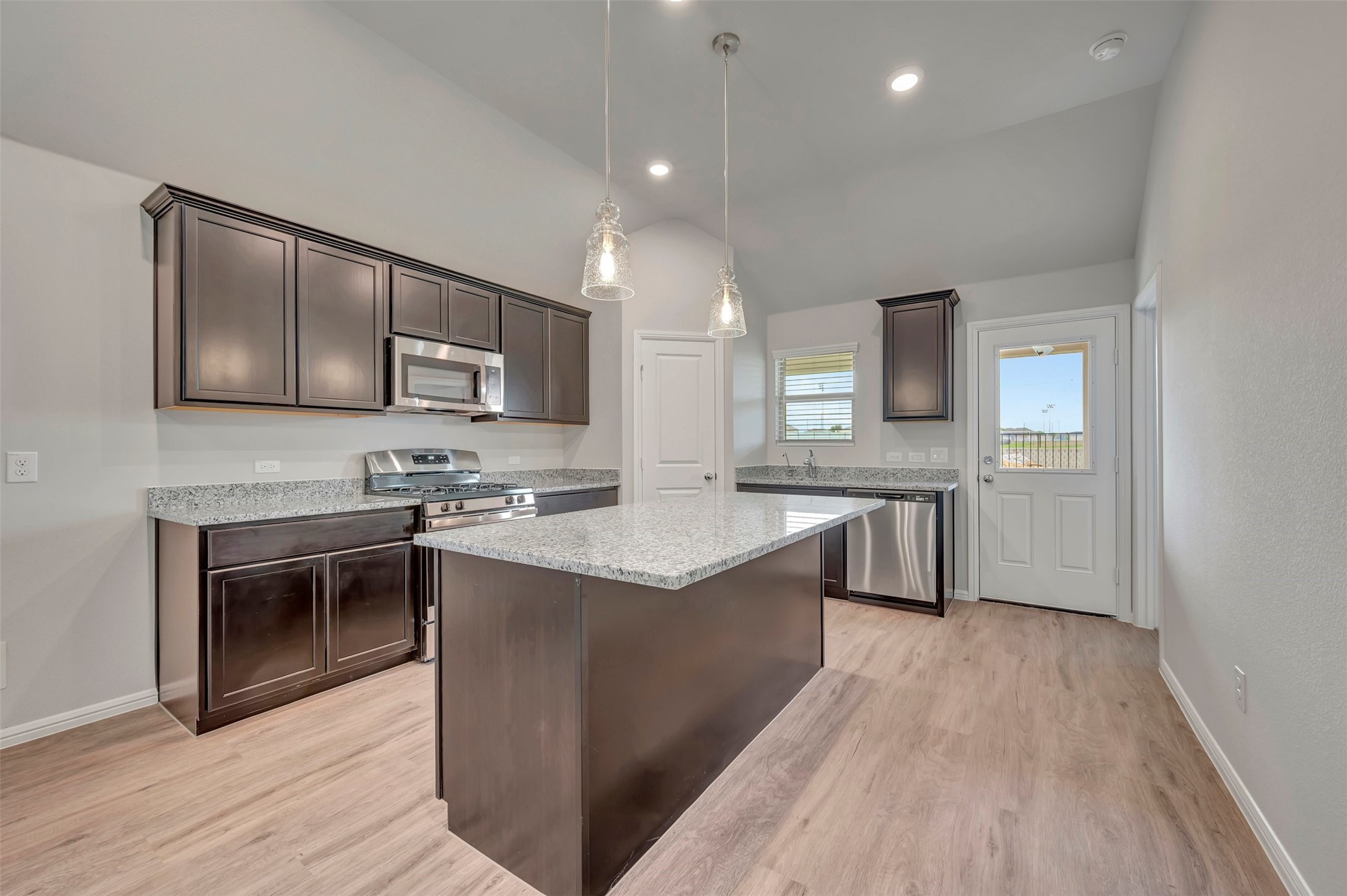 7003 Butterfield Drive Sanger TX 76266