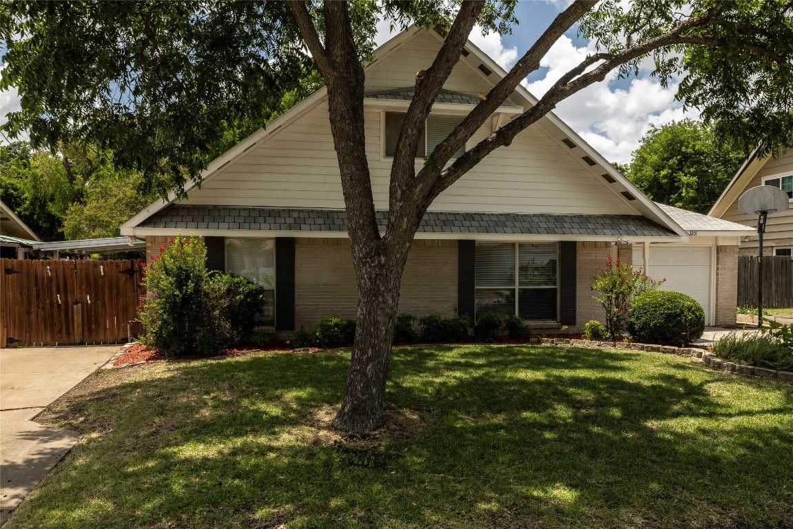 3201 Ridgeview Lane Irving TX 75062