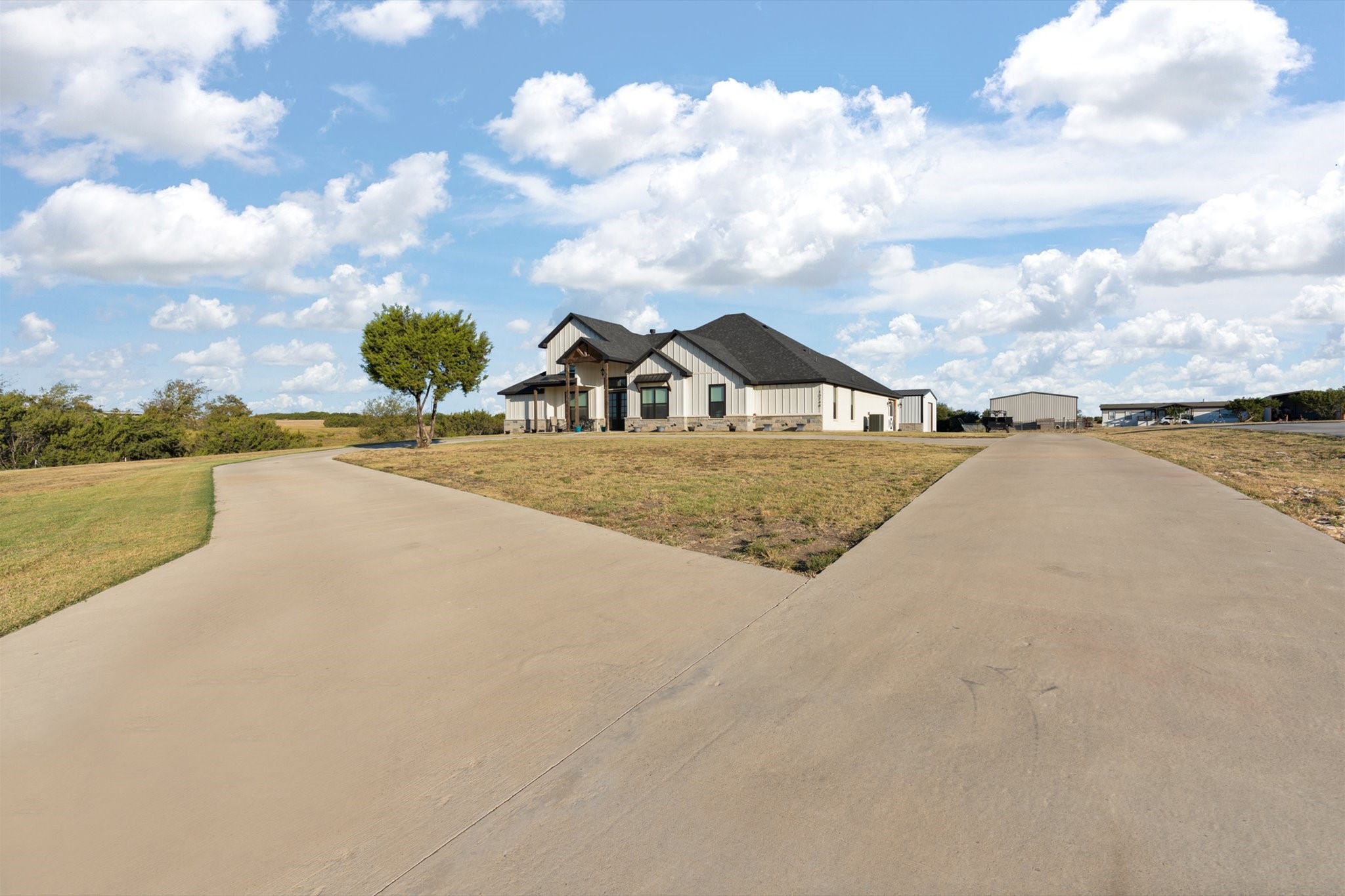 10748 W Fm 4 Godley TX 76044