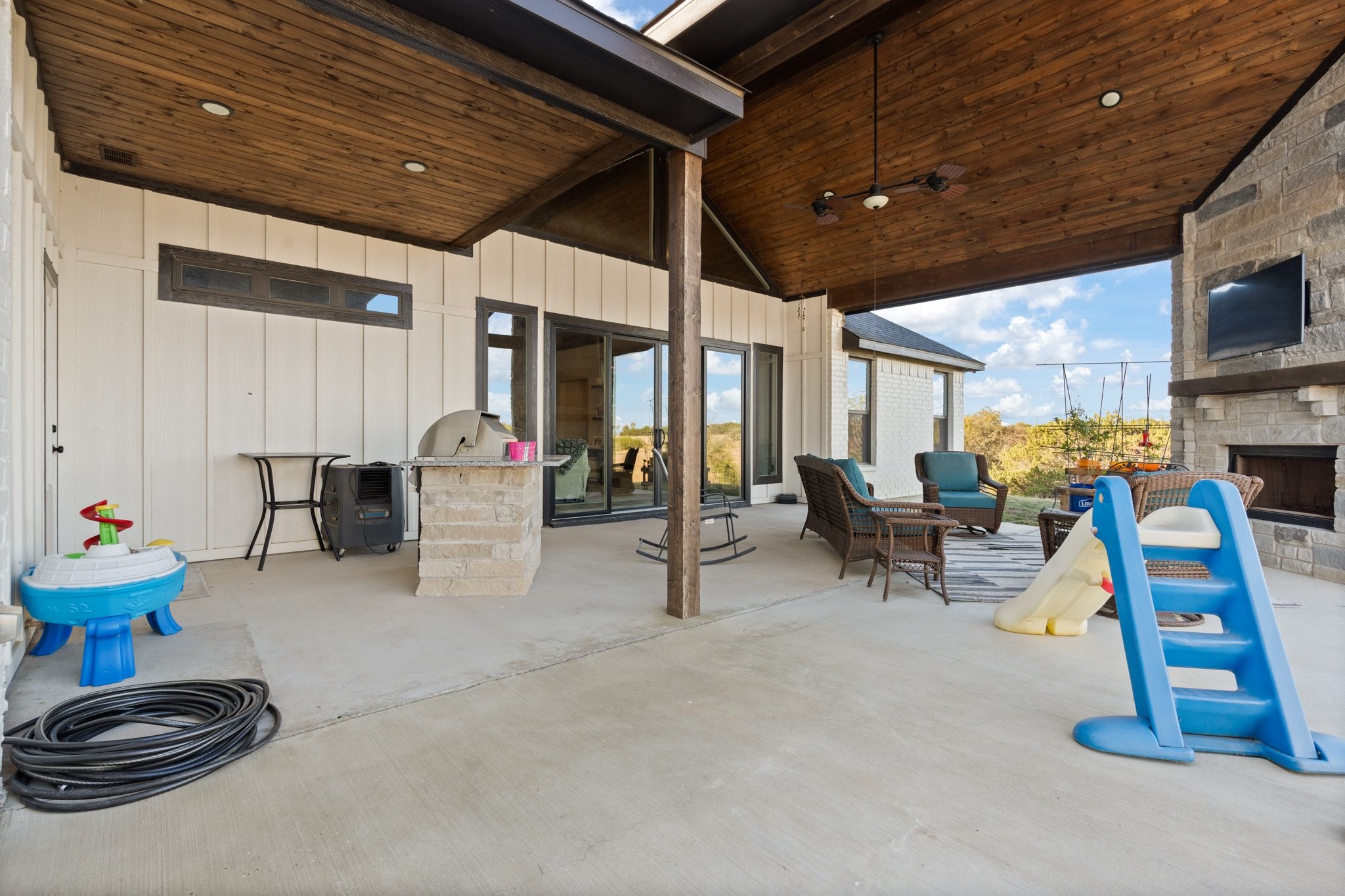 10748 W Fm 4 Godley TX 76044