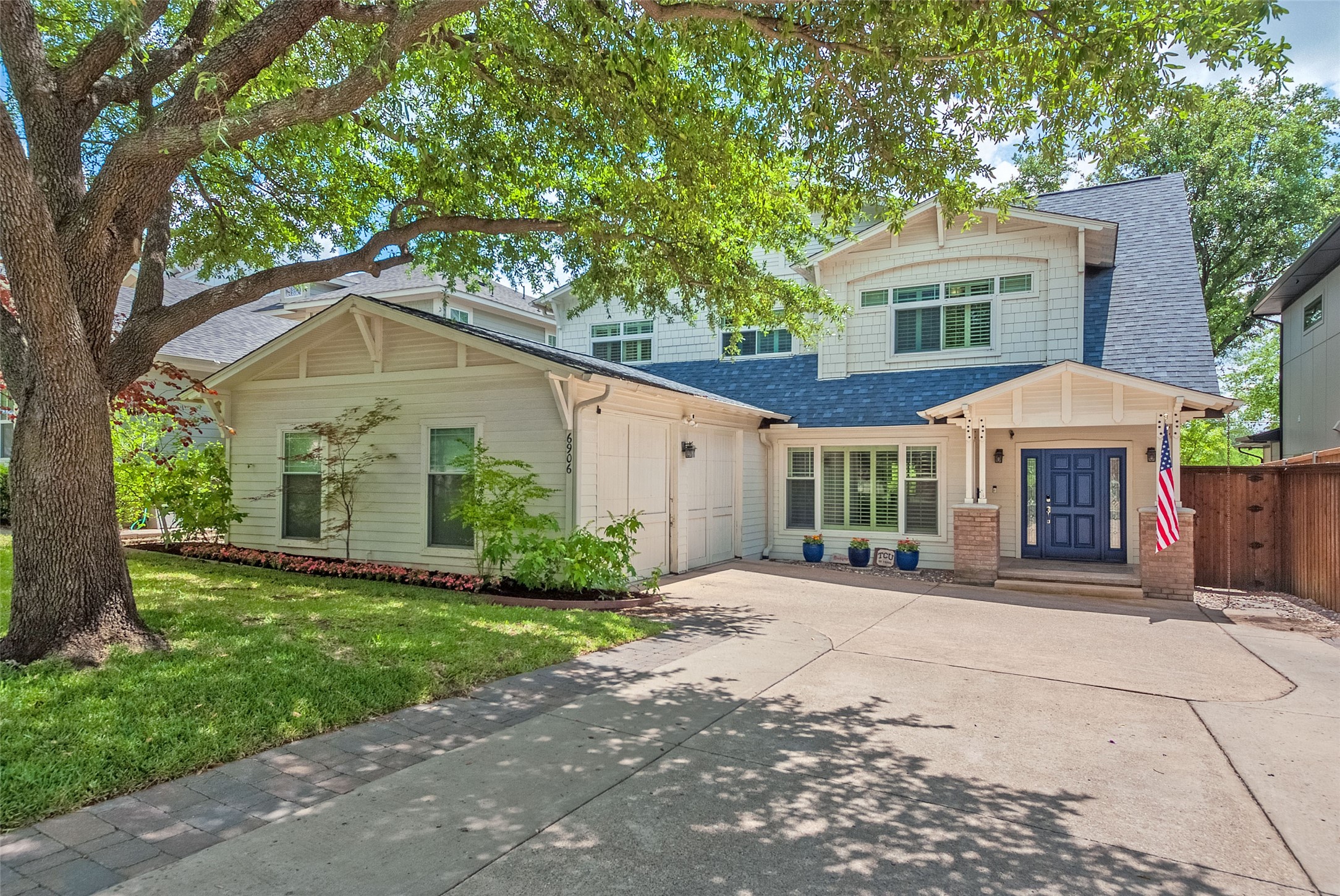 6906 La Vista Drive Dallas TX 75214