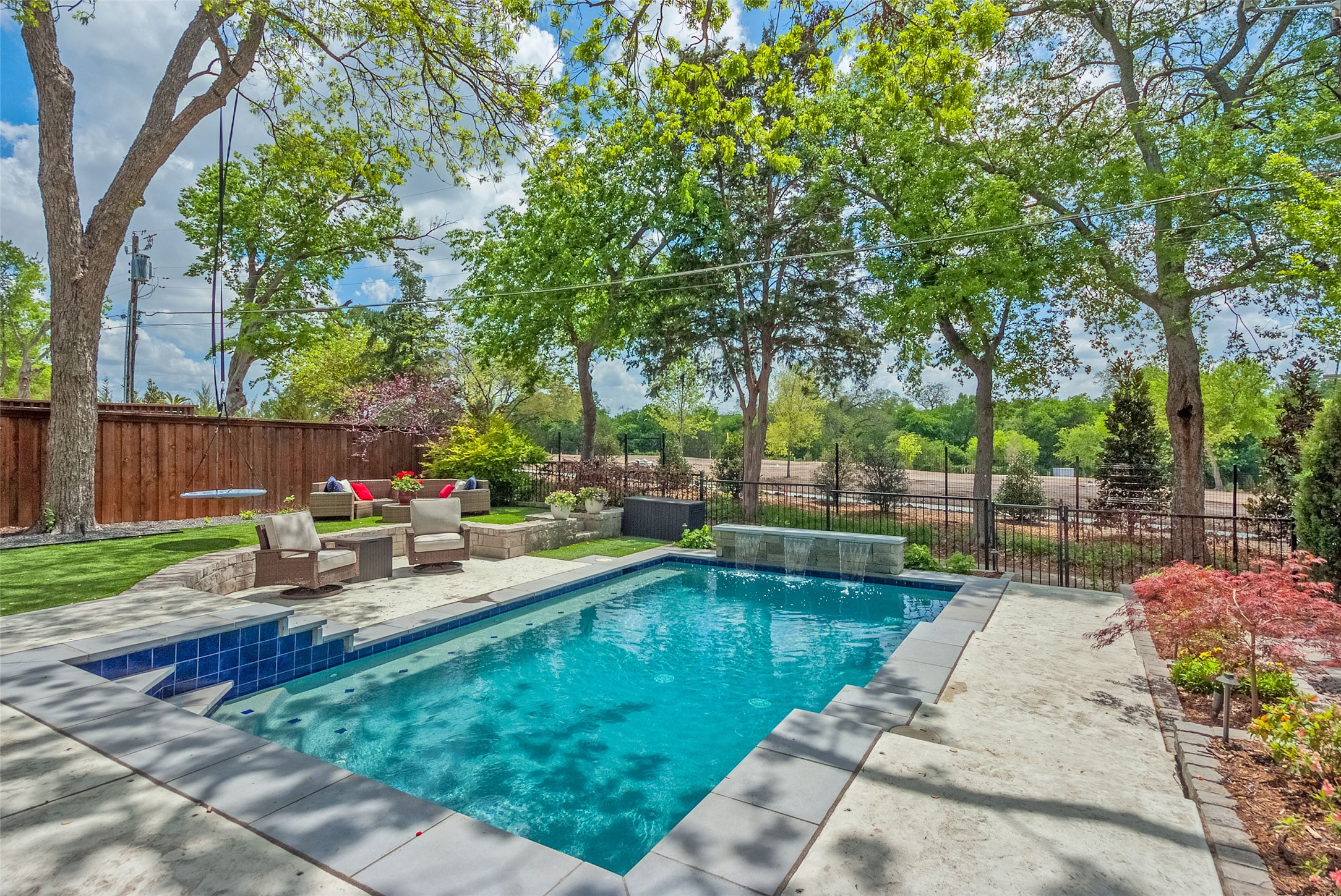 6906 La Vista Drive Dallas TX 75214