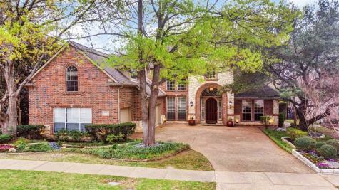 1006 Creekwood Drive Garland TX 75044