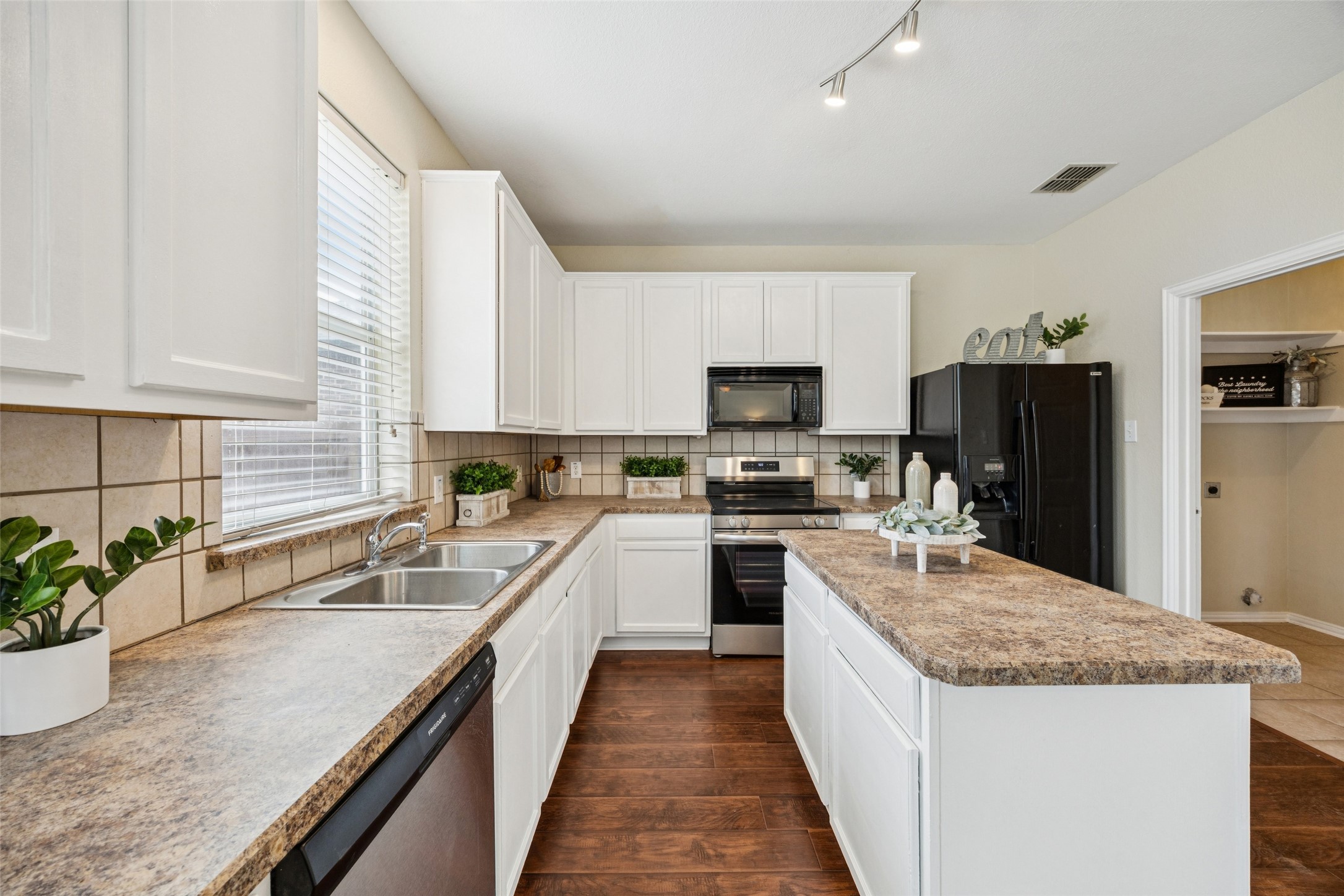 1528 Syracuse Drive Van Alstyne TX 75495