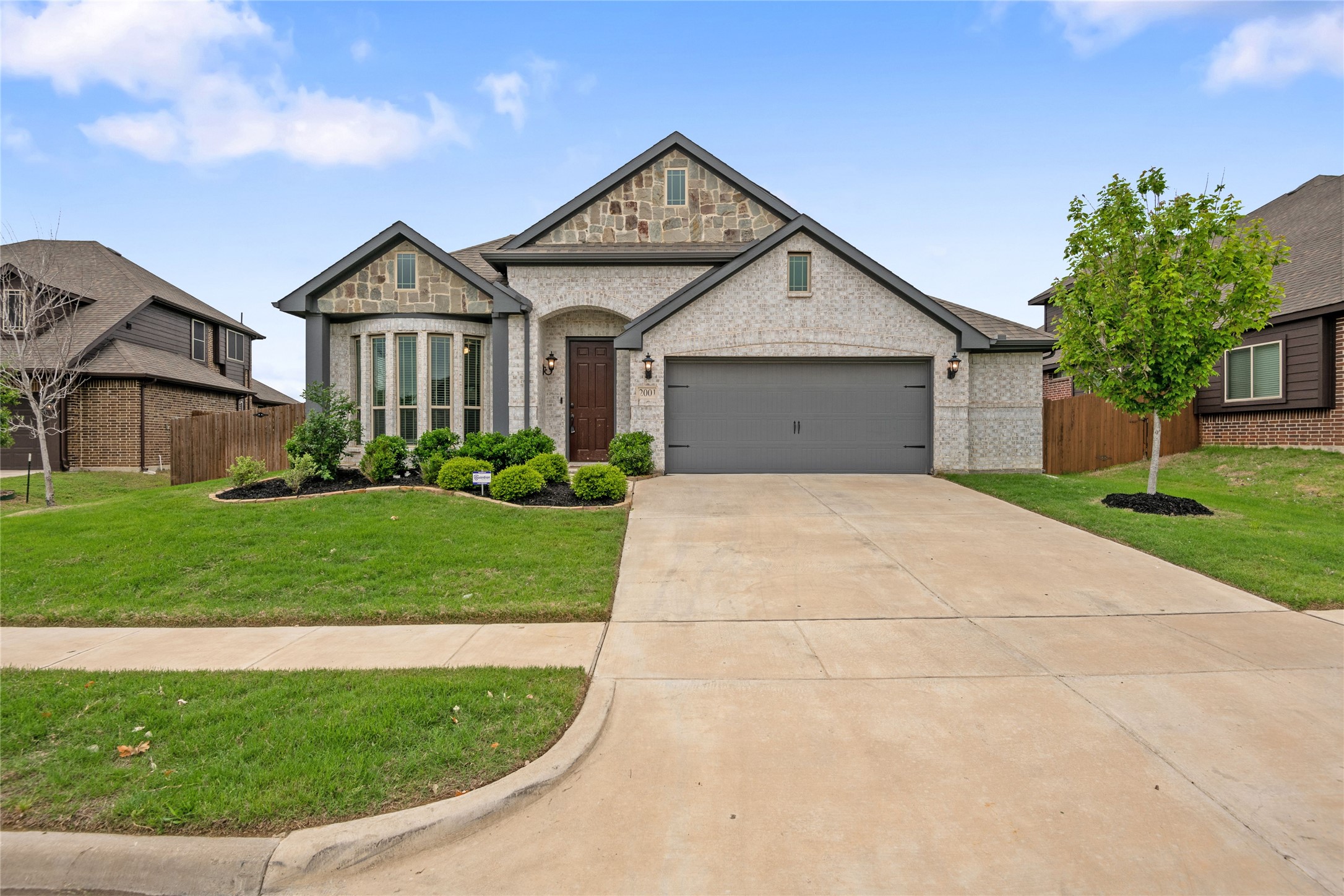 2001 Maplewood Drive Glenn Heights TX 75154