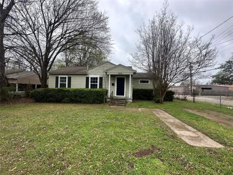 1304 Margaret Street Paris TX 75460