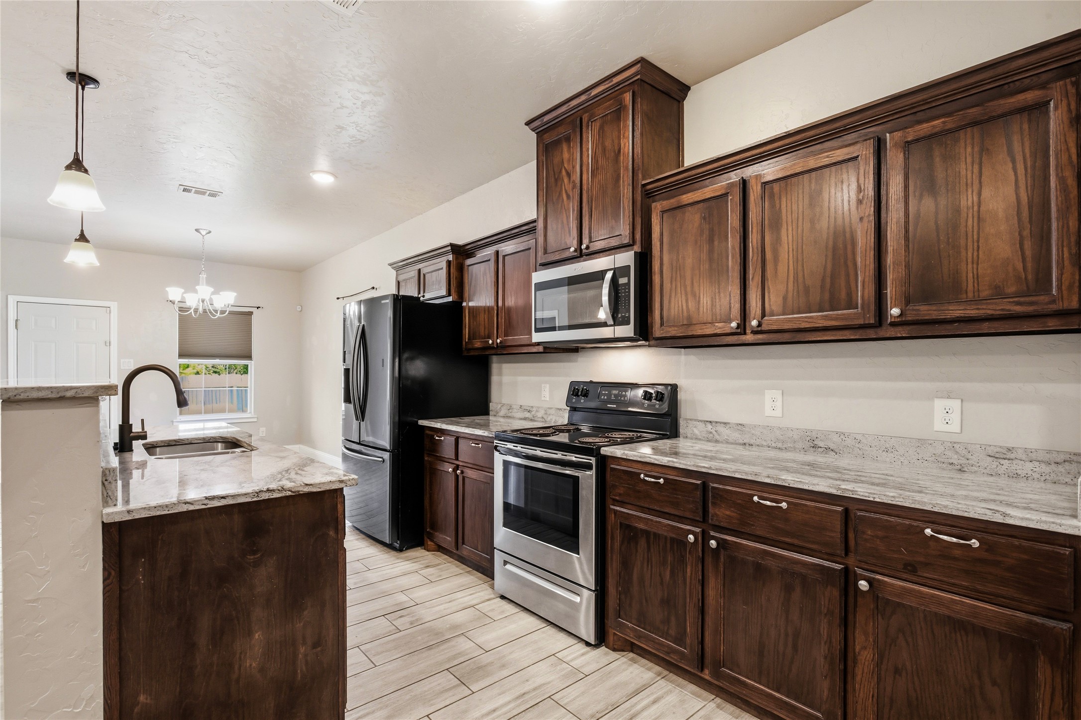 1502 Reed Street Greenville TX 75401
