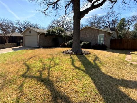 303 Shelmar Drive Euless TX 76039