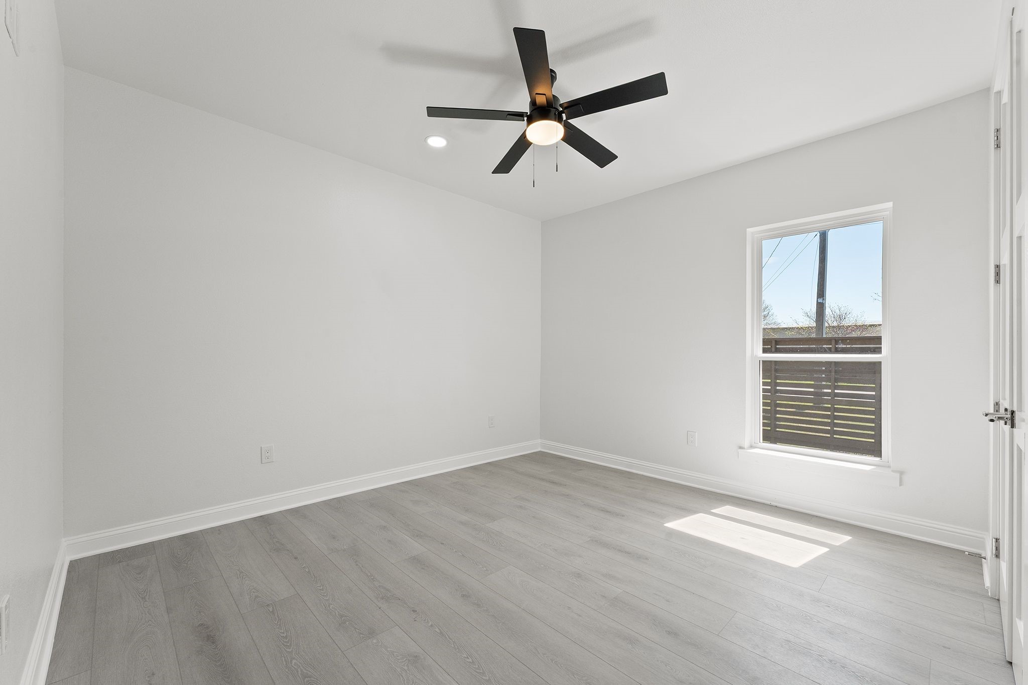 809 S Adelaide Street Terrell TX 75160