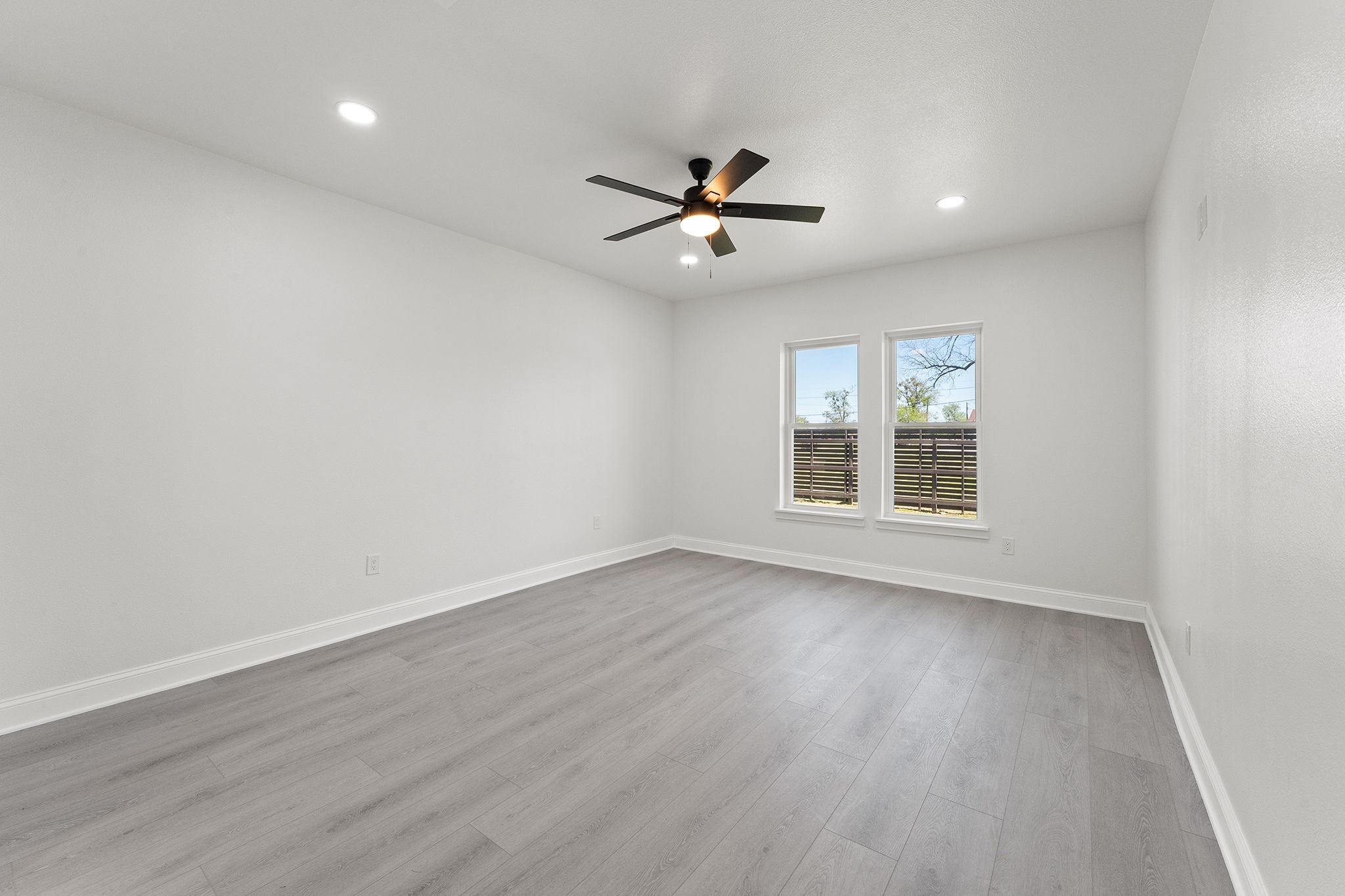 809 S Adelaide Street Terrell TX 75160