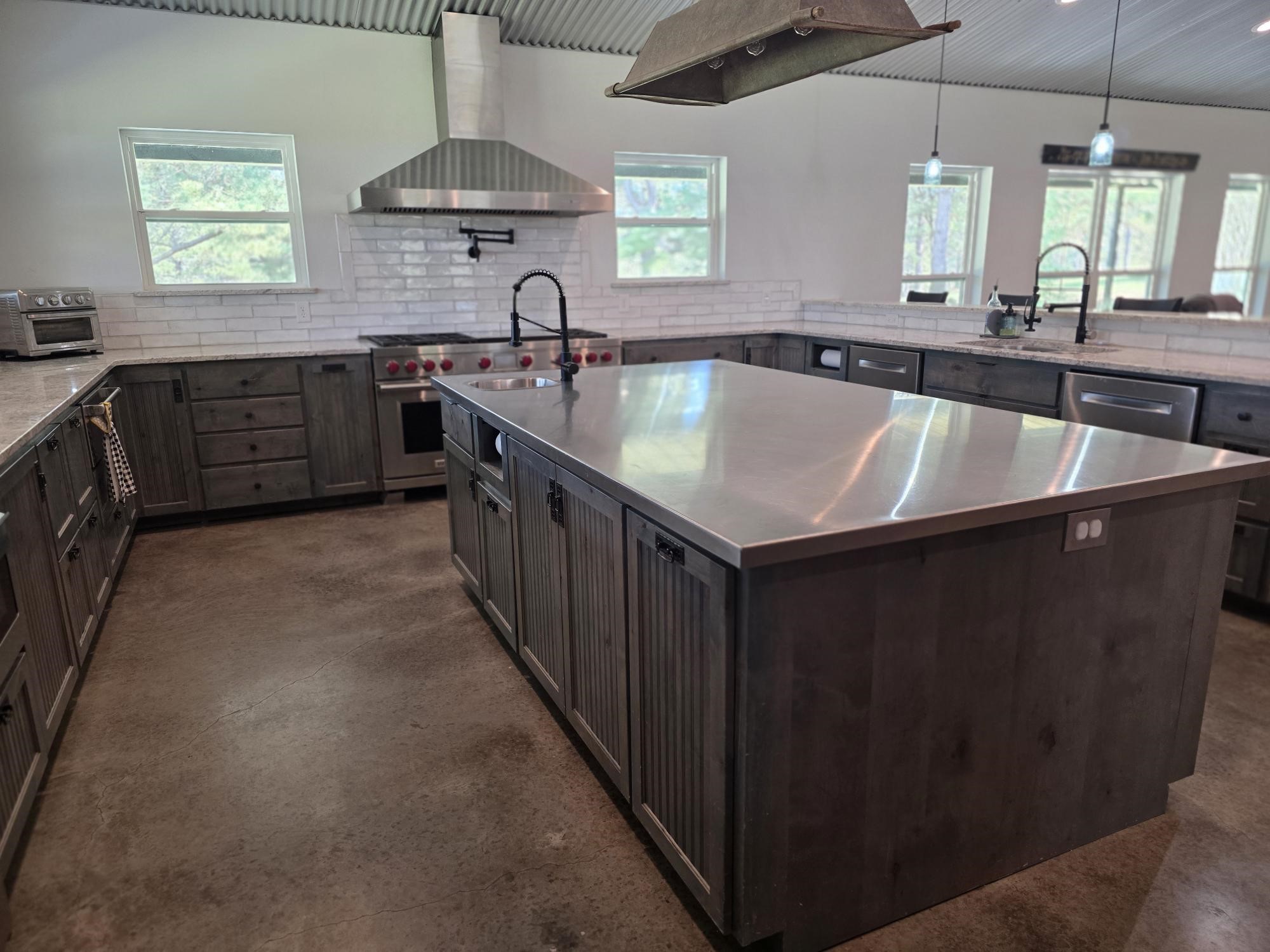 448 County Road 3955 Mineola TX 75773