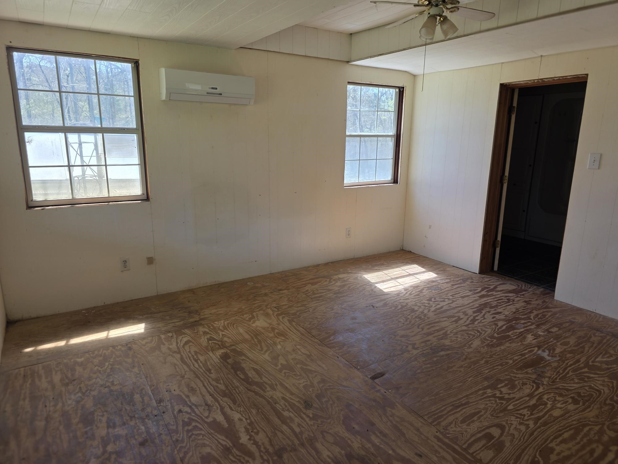448 County Road 3955 Mineola TX 75773