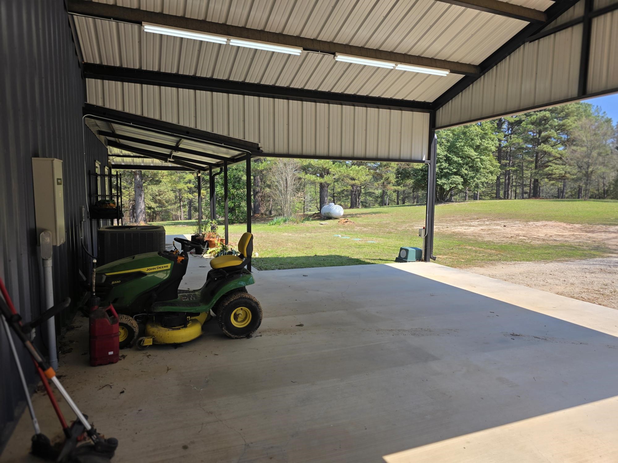 448 County Road 3955 Mineola TX 75773
