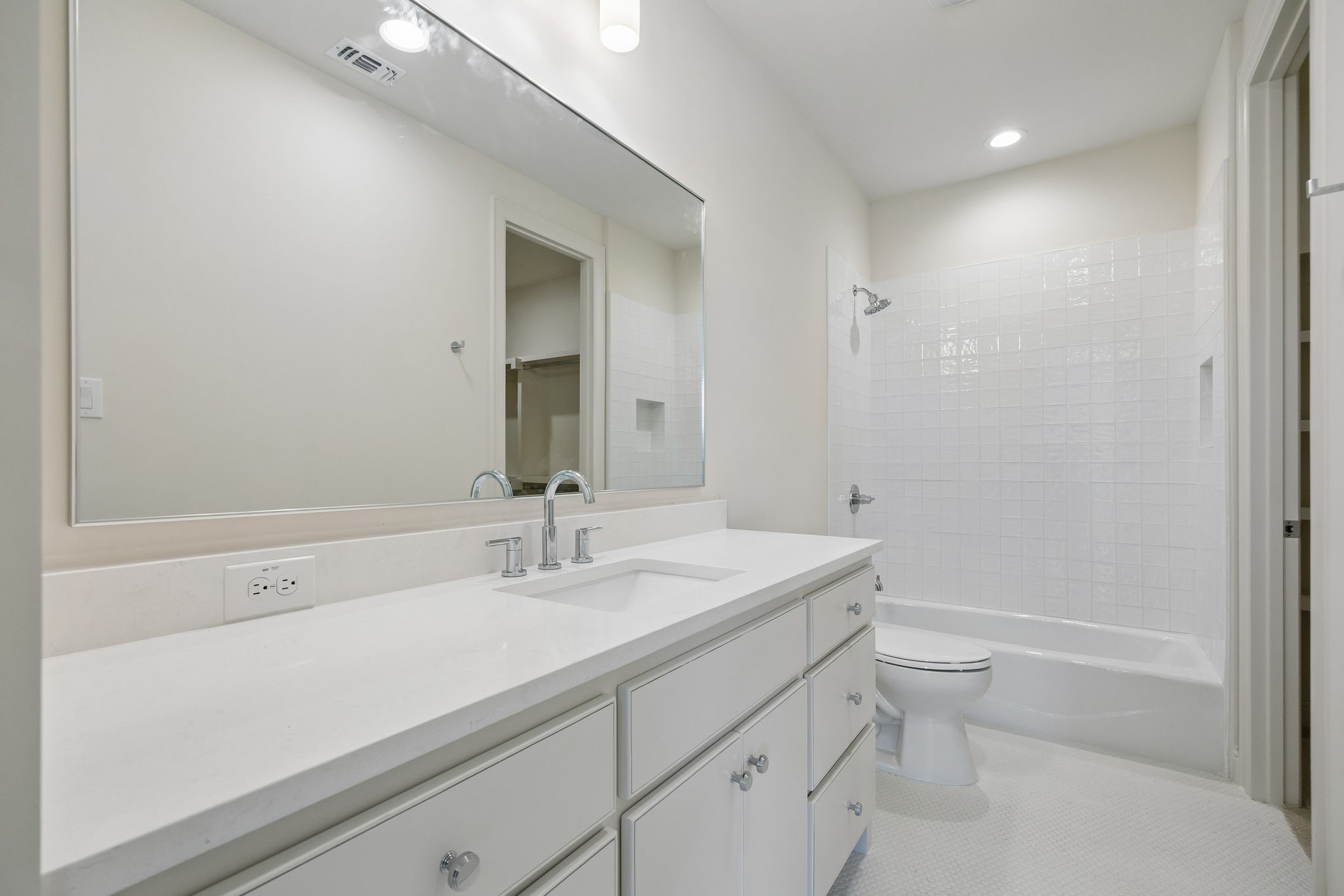 6207 Sudbury Drive Dallas TX 75214