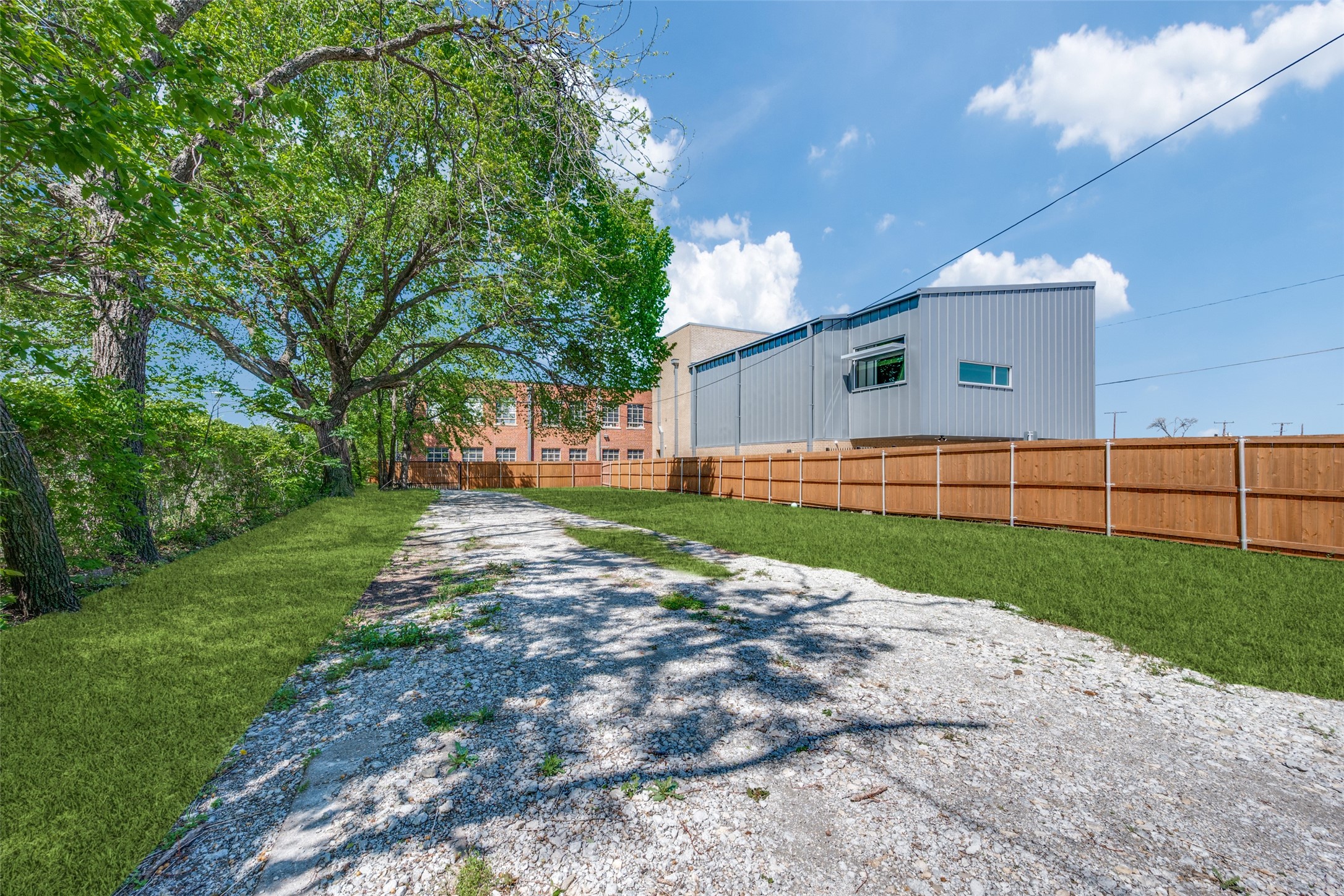 1704 S Jennings Avenue Fort Worth TX 76110