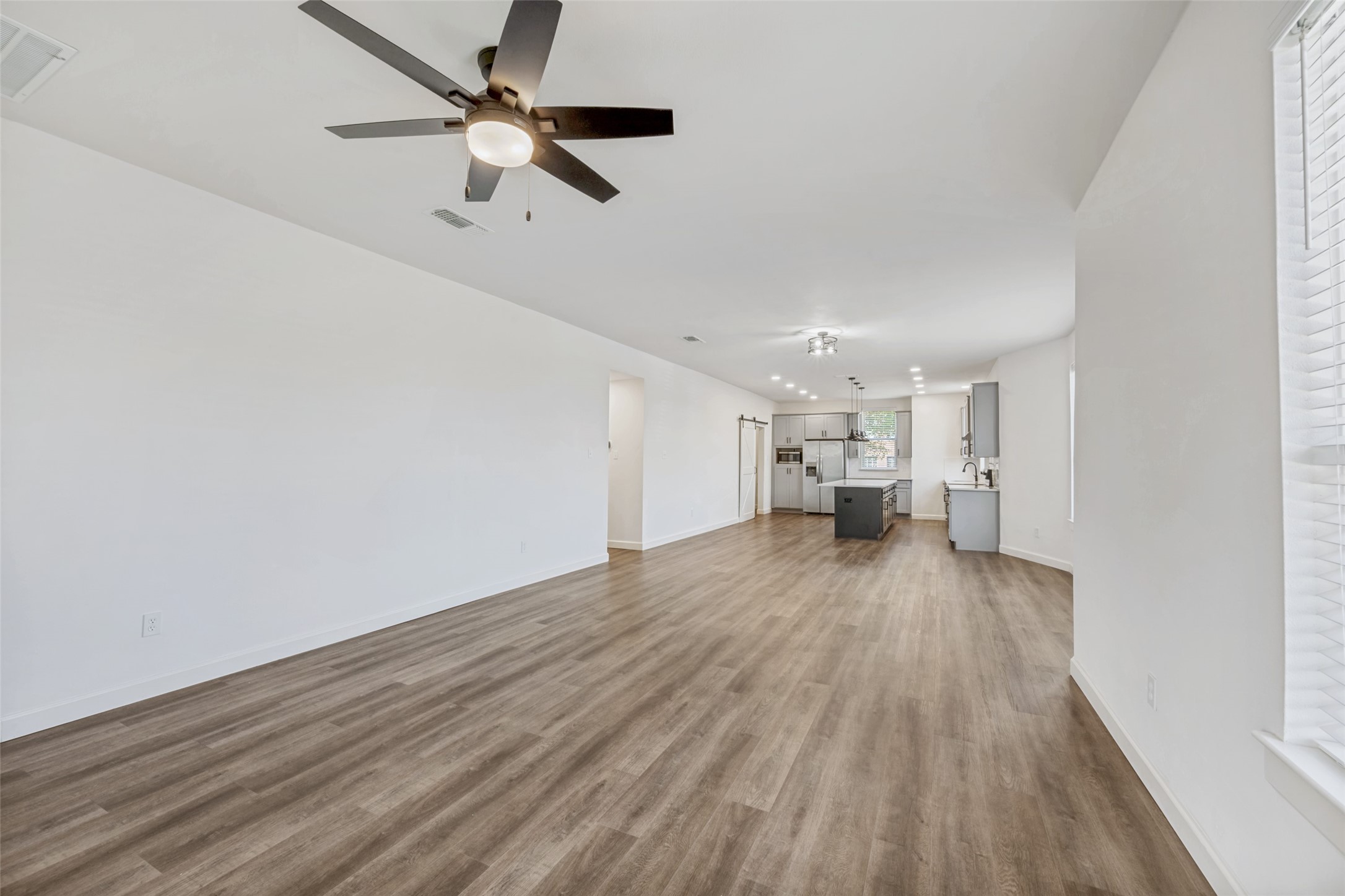 1704 S Jennings Avenue Fort Worth TX 76110