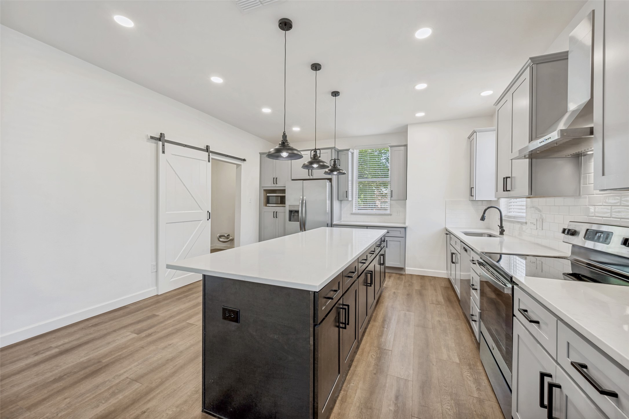 1704 S Jennings Avenue Fort Worth TX 76110