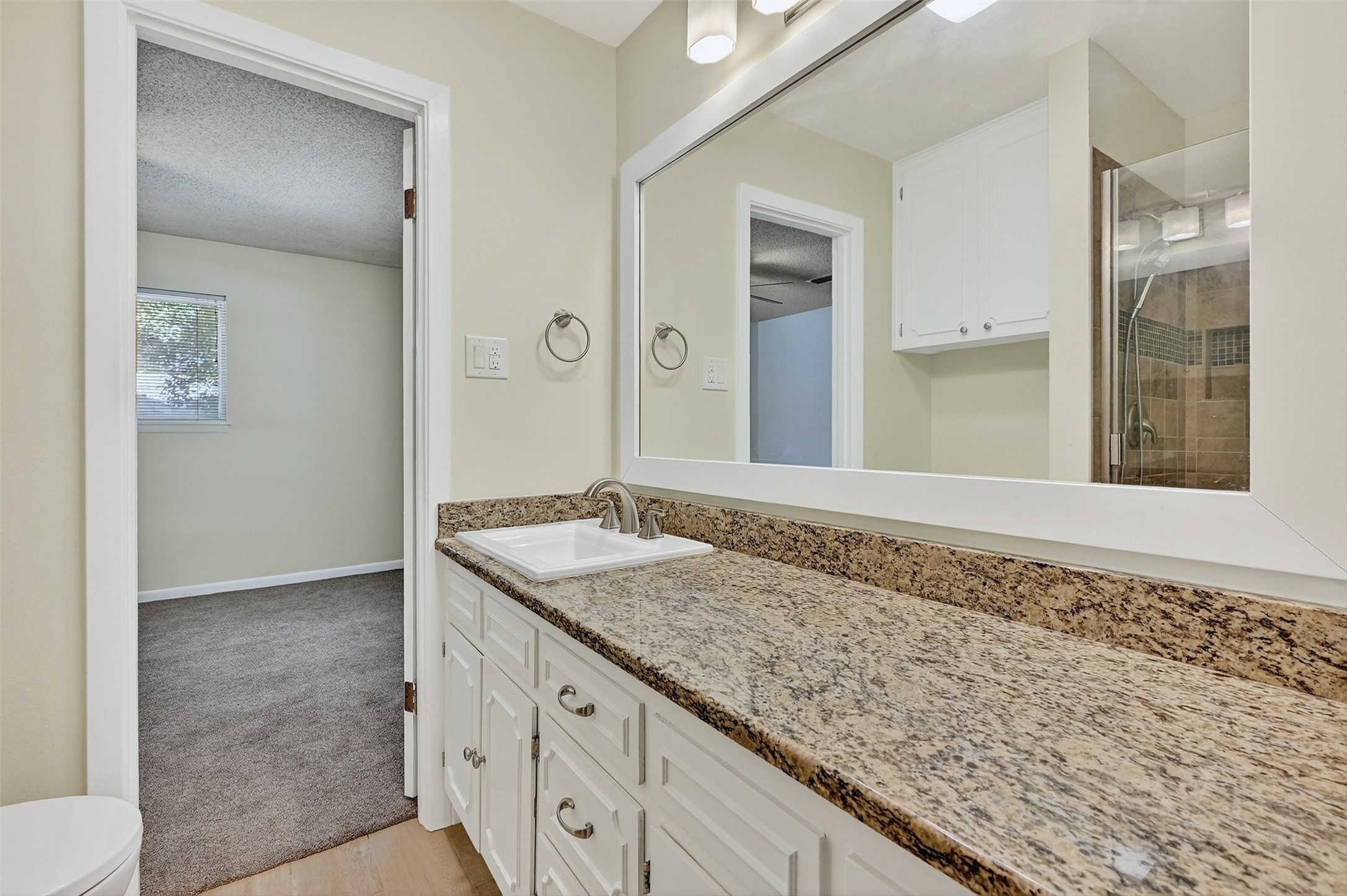 225 W Texas Street Sherman TX 75092