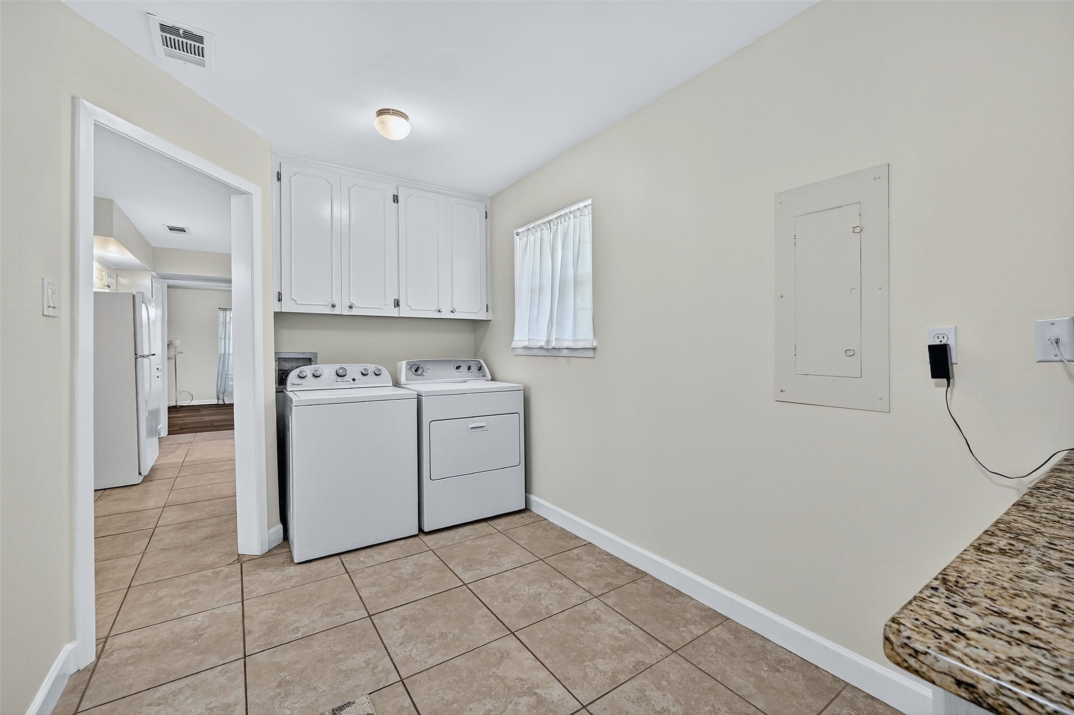 225 W Texas Street Sherman TX 75092