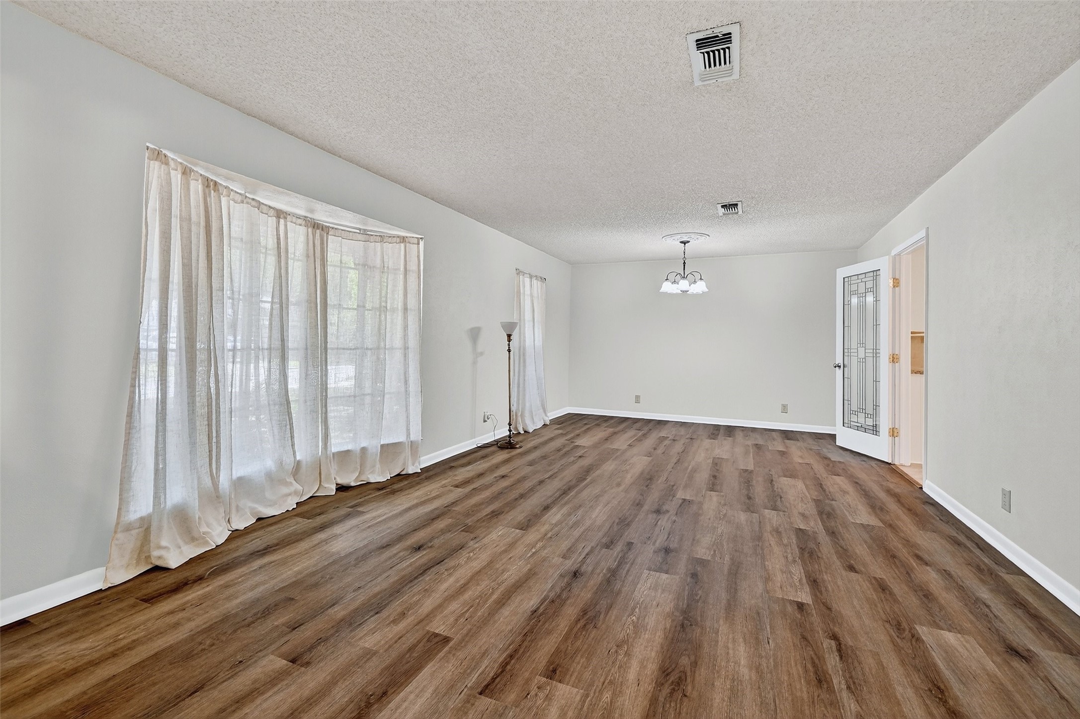 225 W Texas Street Sherman TX 75092