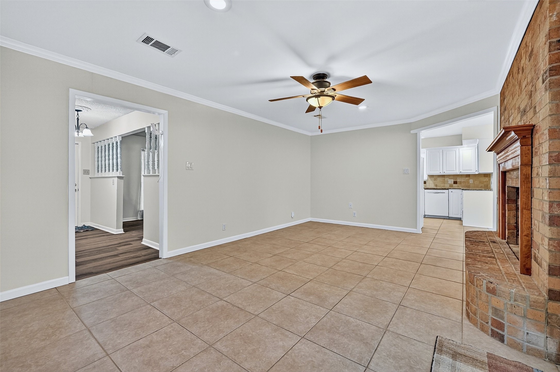 225 W Texas Street Sherman TX 75092