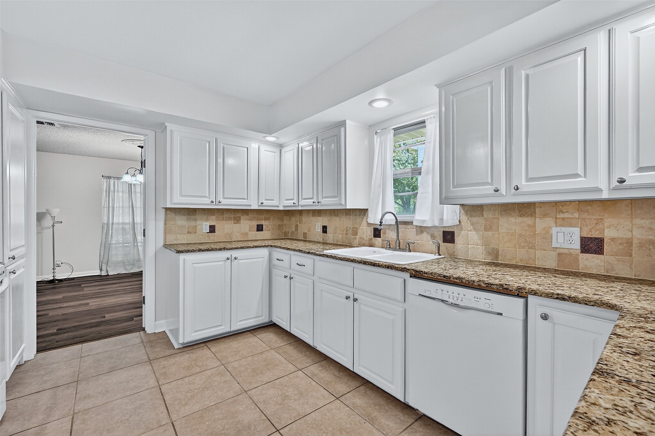 225 W Texas Street Sherman TX 75092