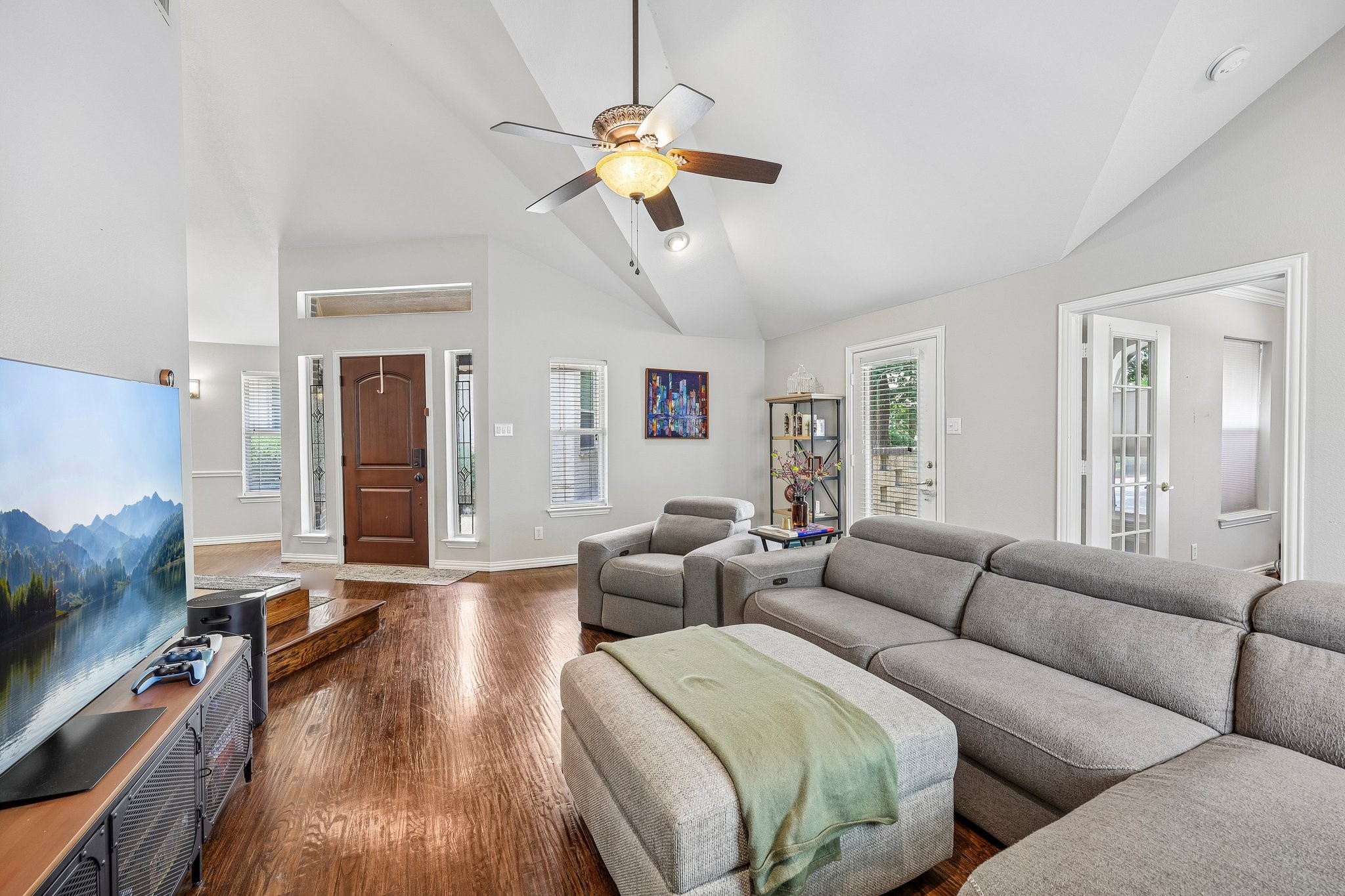 408 Milla Lane Euless TX 76039