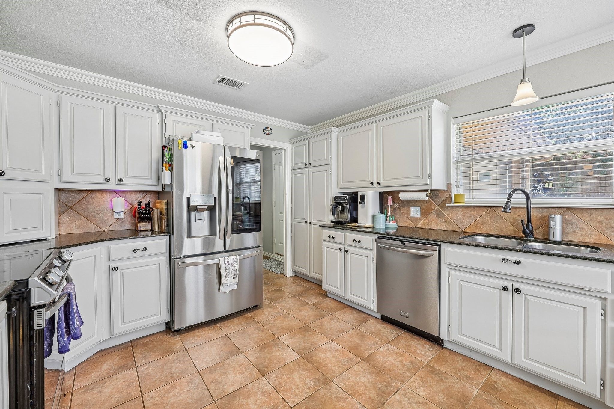 408 Milla Lane Euless TX 76039