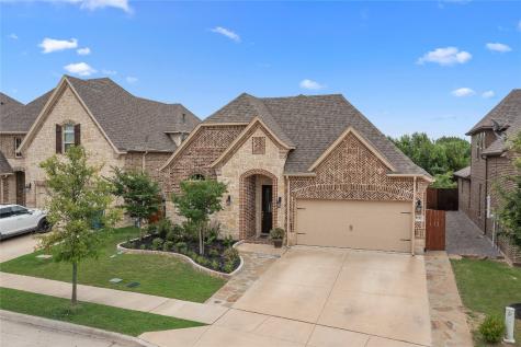 1752 Halifax Street Roanoke TX 76262