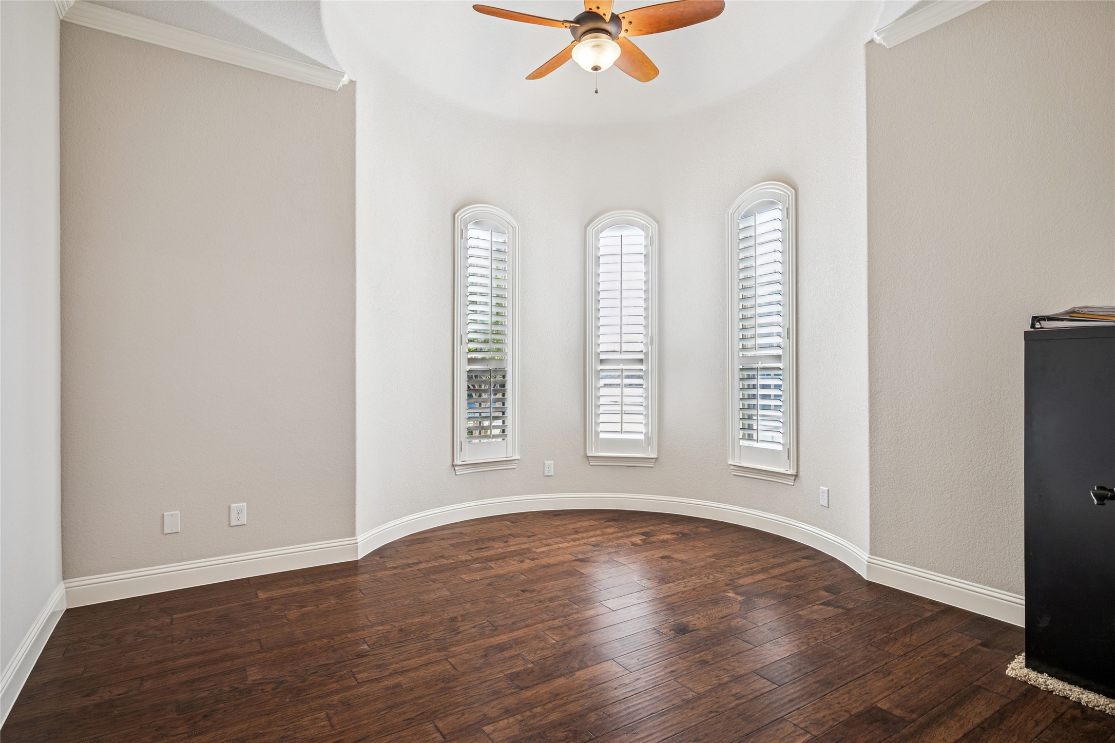 6709 S Fork Drive North Richland Hills TX 76182
