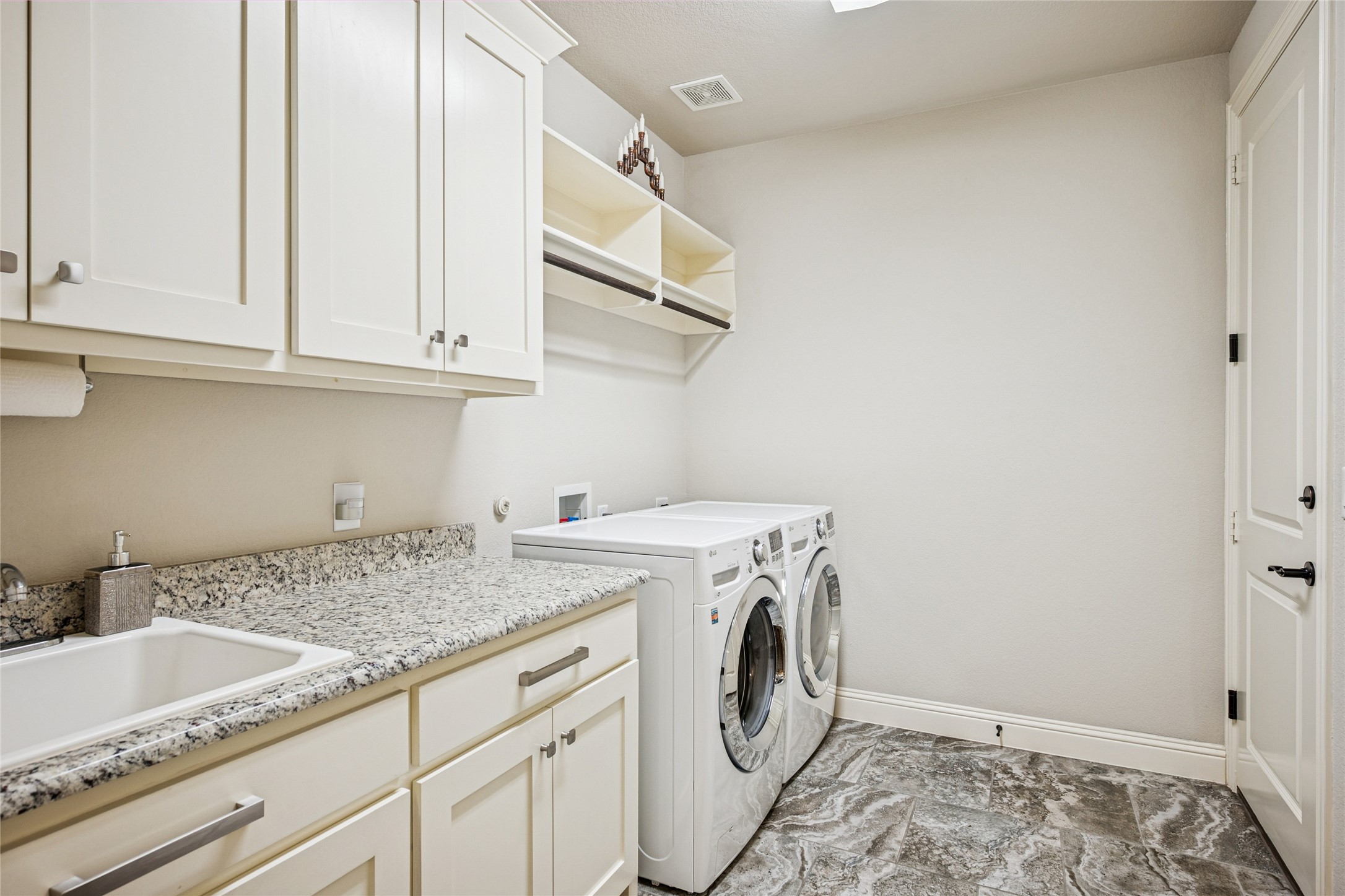 6709 S Fork Drive North Richland Hills TX 76182