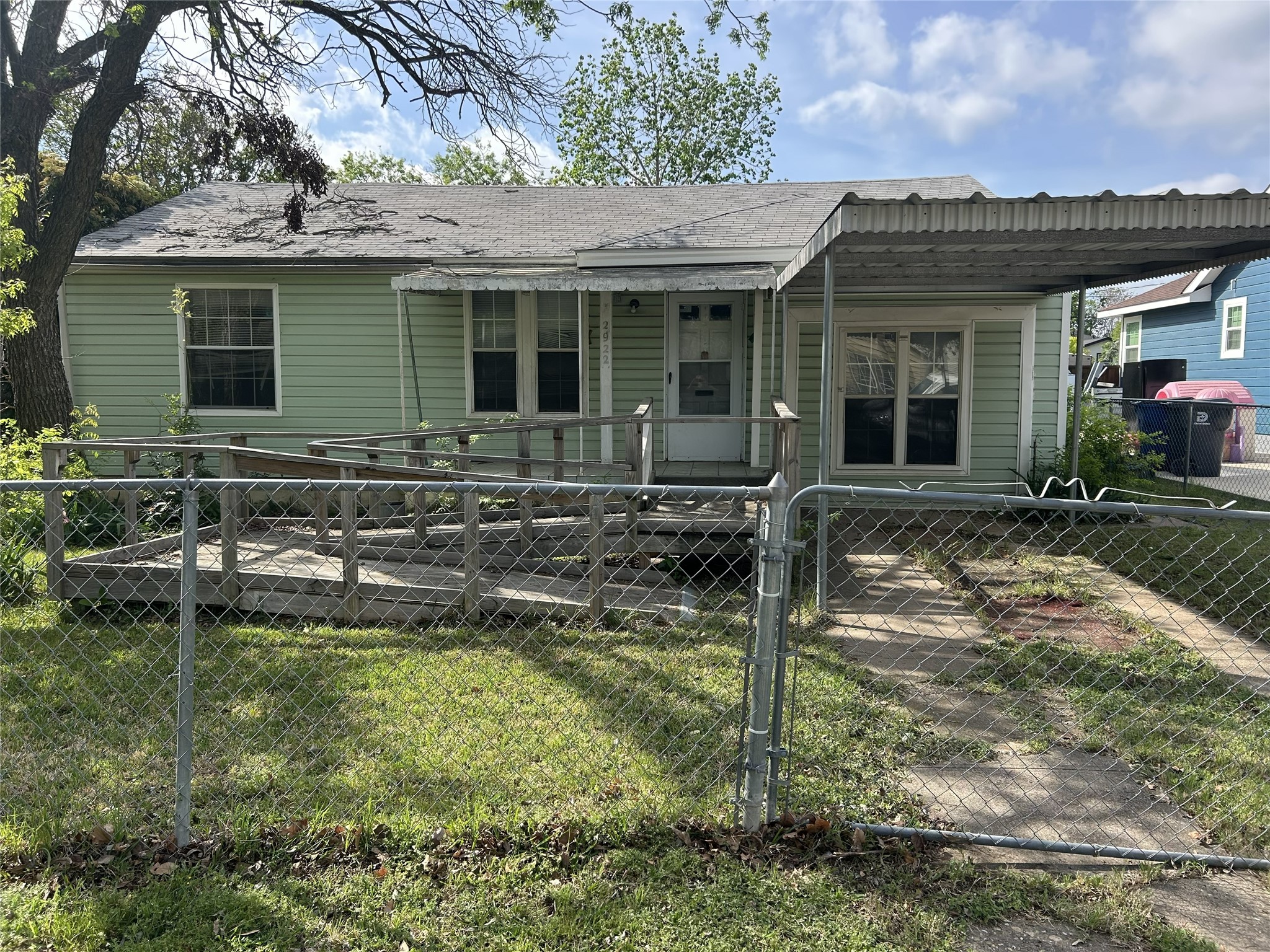 2922 Brandon Street Dallas TX 75211