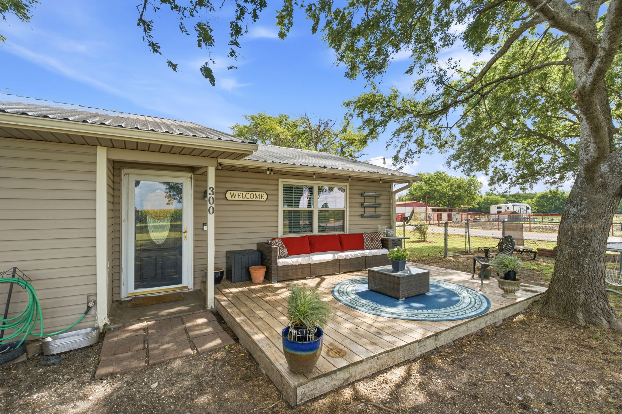 300 W Locust Street Leonard TX 75452