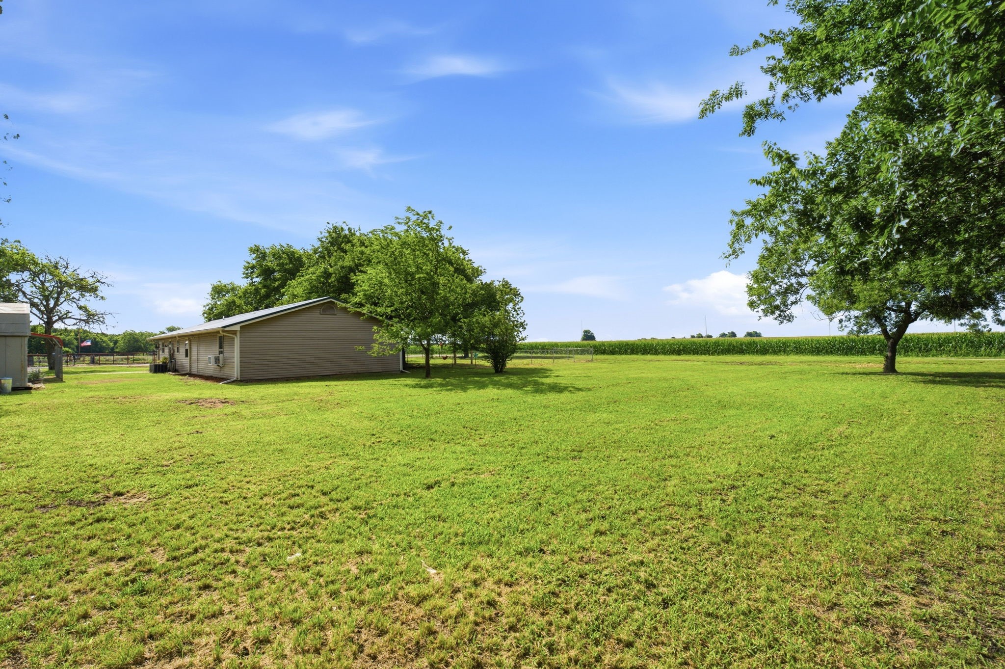 300 W Locust Street Leonard TX 75452