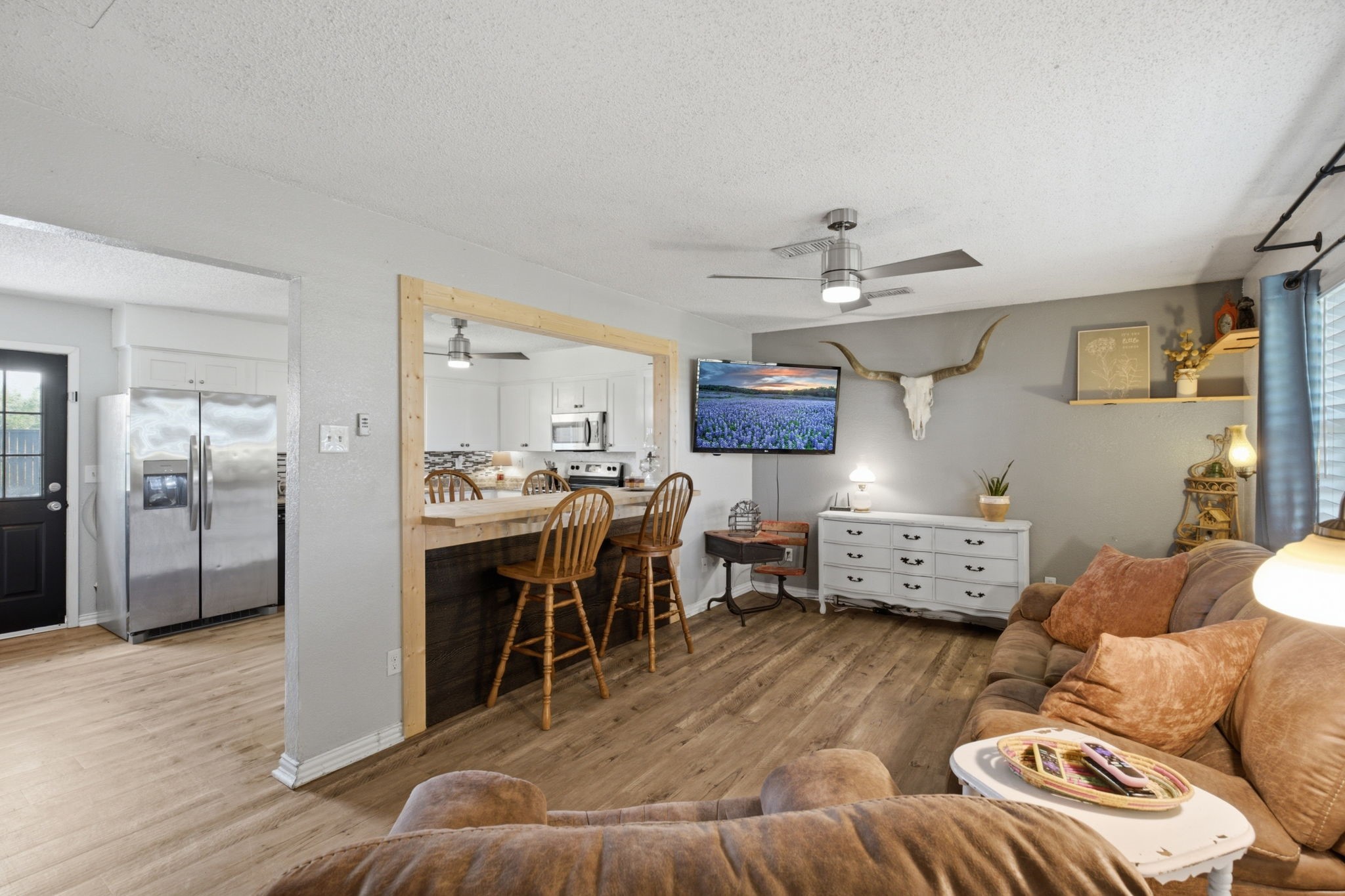 300 W Locust Street Leonard TX 75452