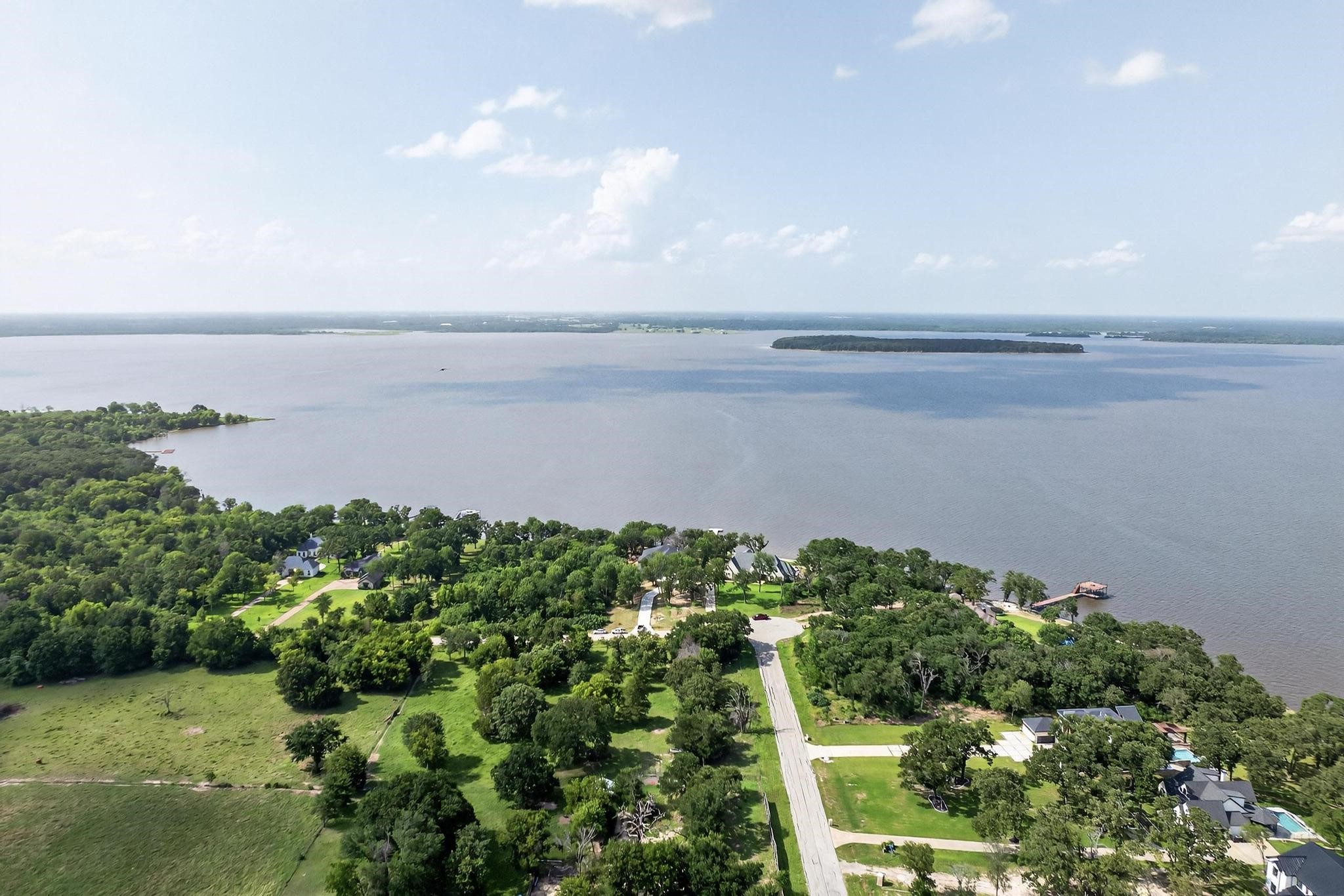 8743 Southern Shore Court Kemp TX 75143