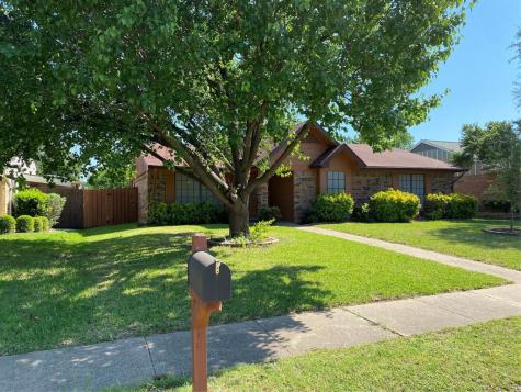 2210 Matterhorn Drive Garland TX 75044