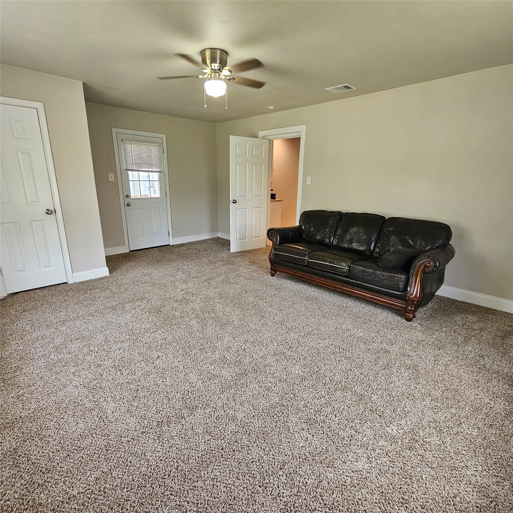802 Brown Trail Bedford TX 76022