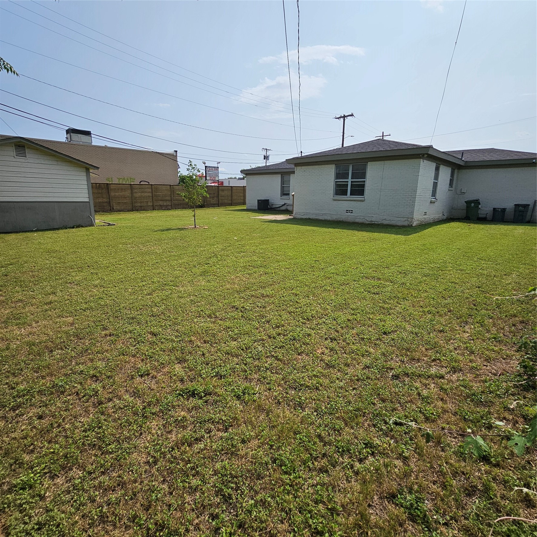 802 Brown Trail Bedford TX 76022