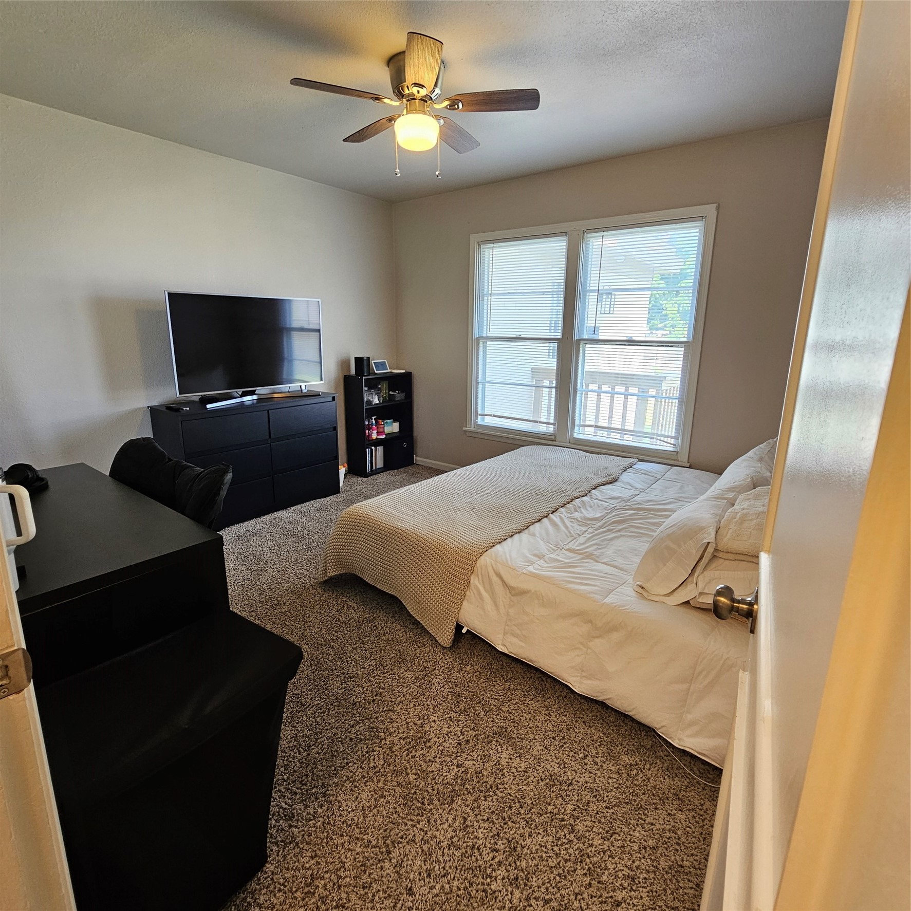 802 Brown Trail Bedford TX 76022