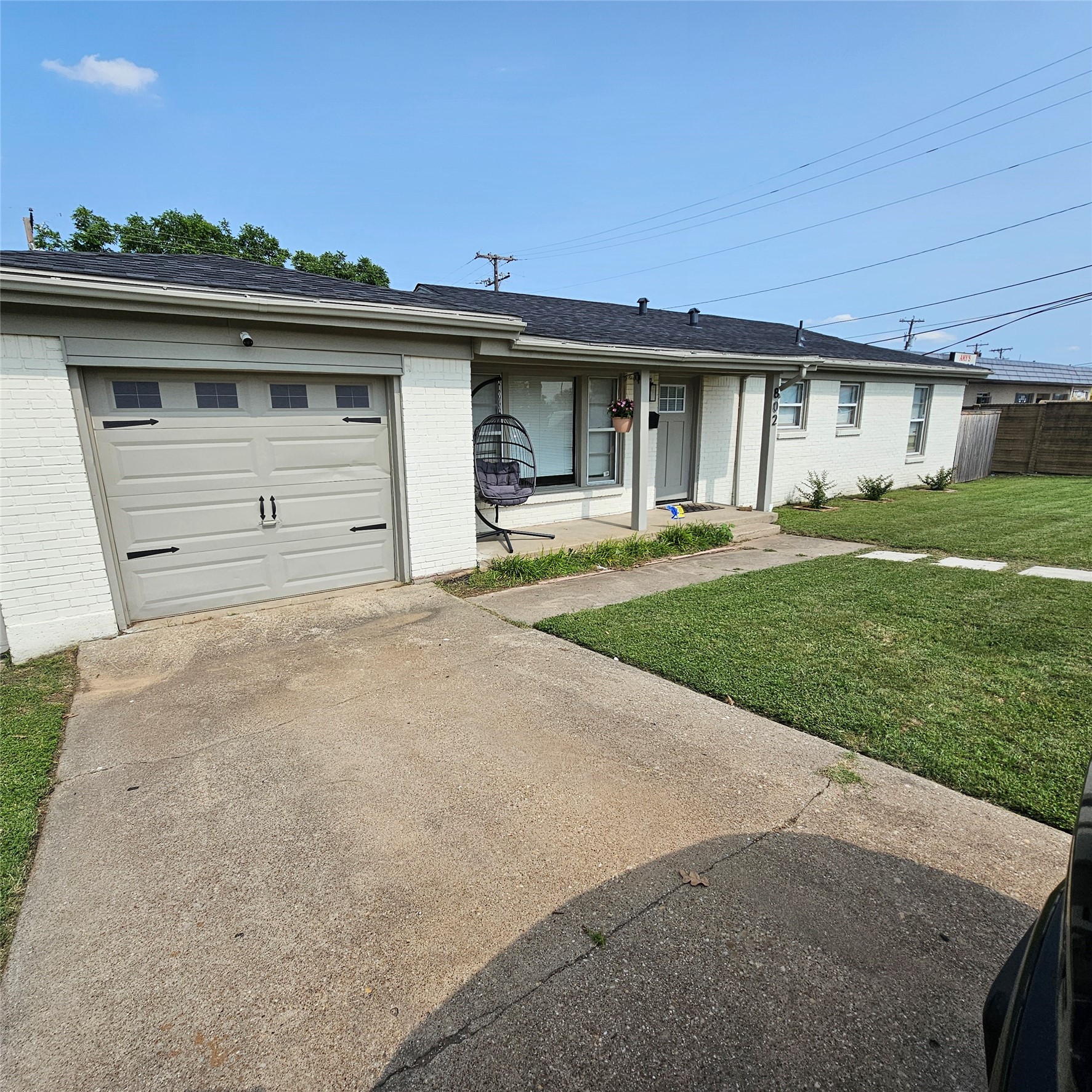 802 Brown Trail Bedford TX 76022